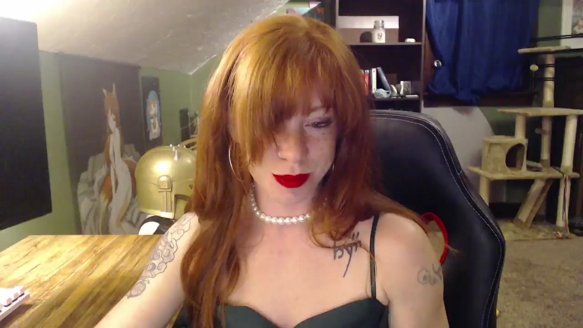 Gallery image thumbnail from AstraeaSiren's myfreecams stream on, 12/05/2024, 07:40 image 9 of 20