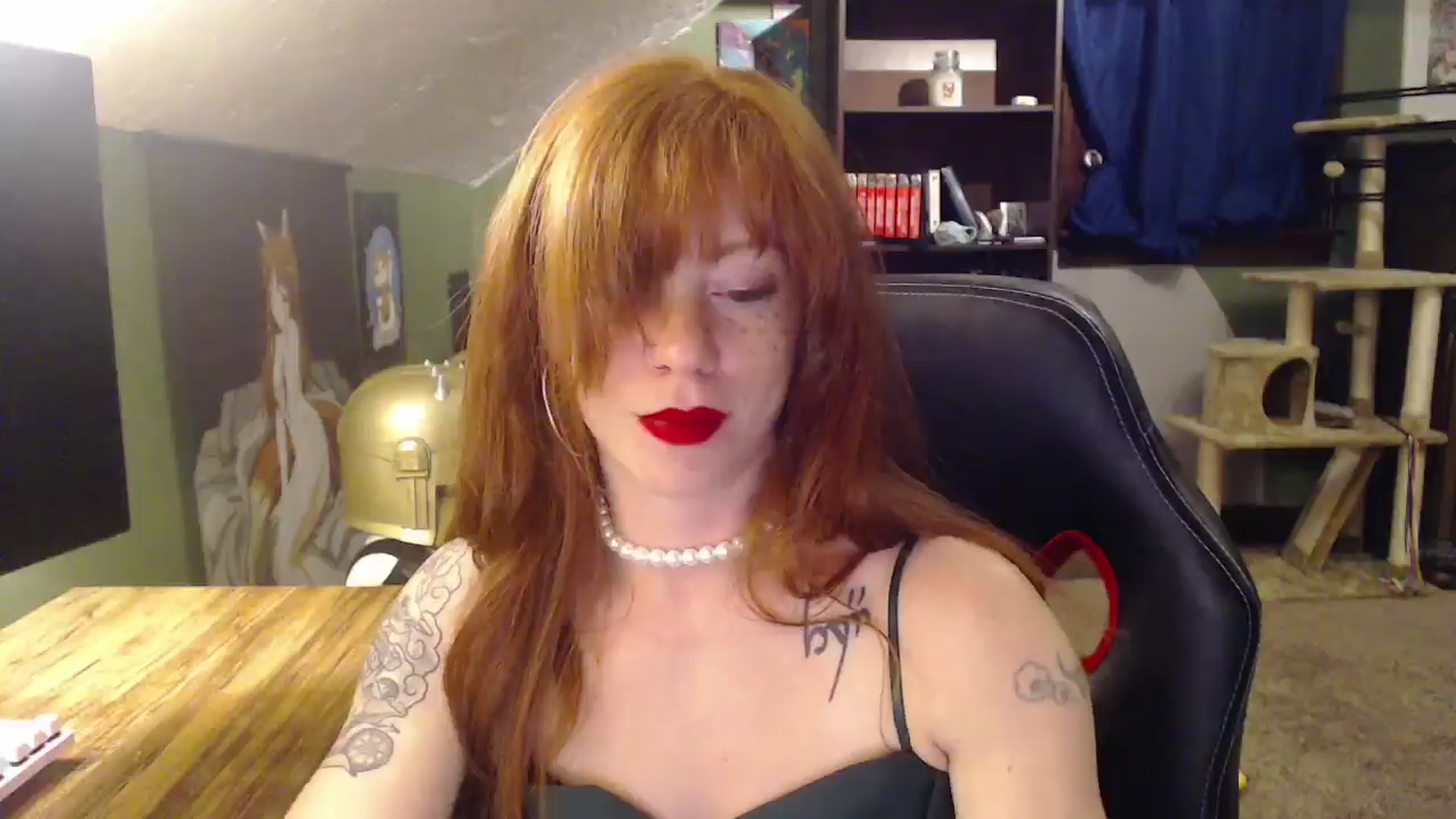 Gallery image thumbnail from AstraeaSiren's myfreecams stream on, 12/05/2024, 07:40 image 10 of 20