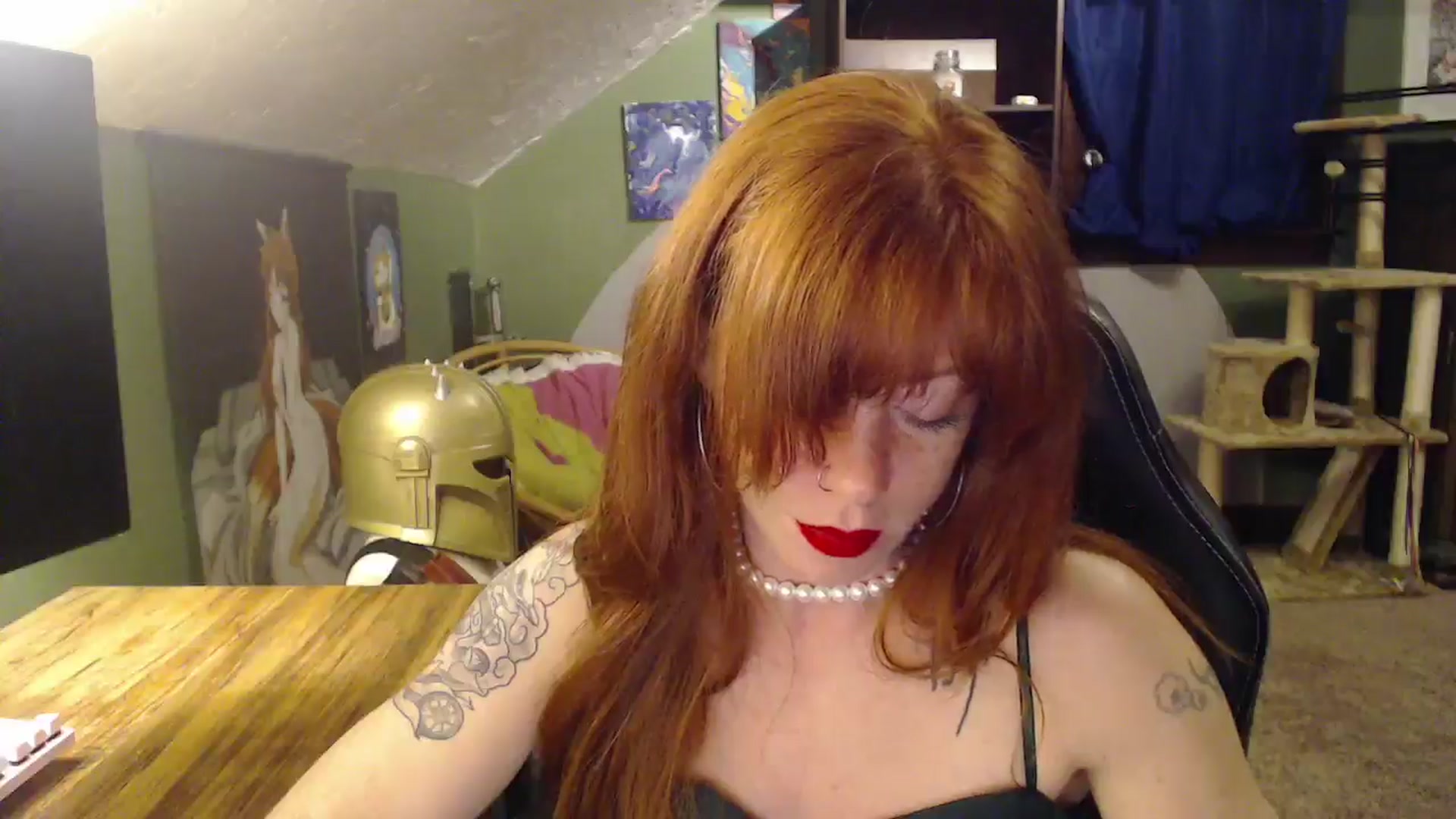 Gallery image thumbnail from AstraeaSiren's myfreecams stream on, 12/05/2024, 07:40 image 14 of 20