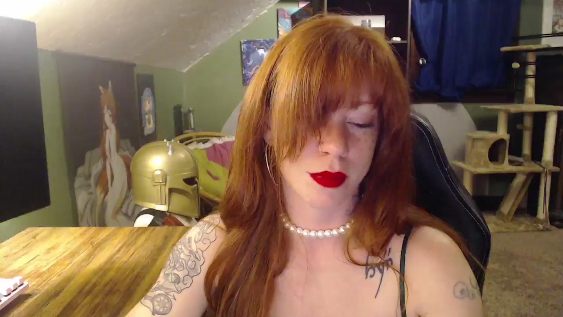 Gallery image thumbnail from AstraeaSiren's myfreecams stream on, 12/05/2024, 07:40 image 12 of 20