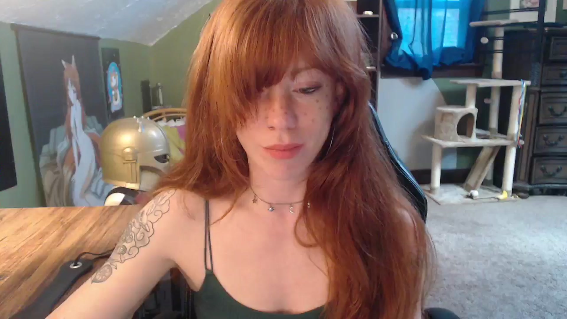 Gallery image thumbnail from AstraeaSiren's myfreecams stream on, 12/06/2024, 19:42 image 16 of 20