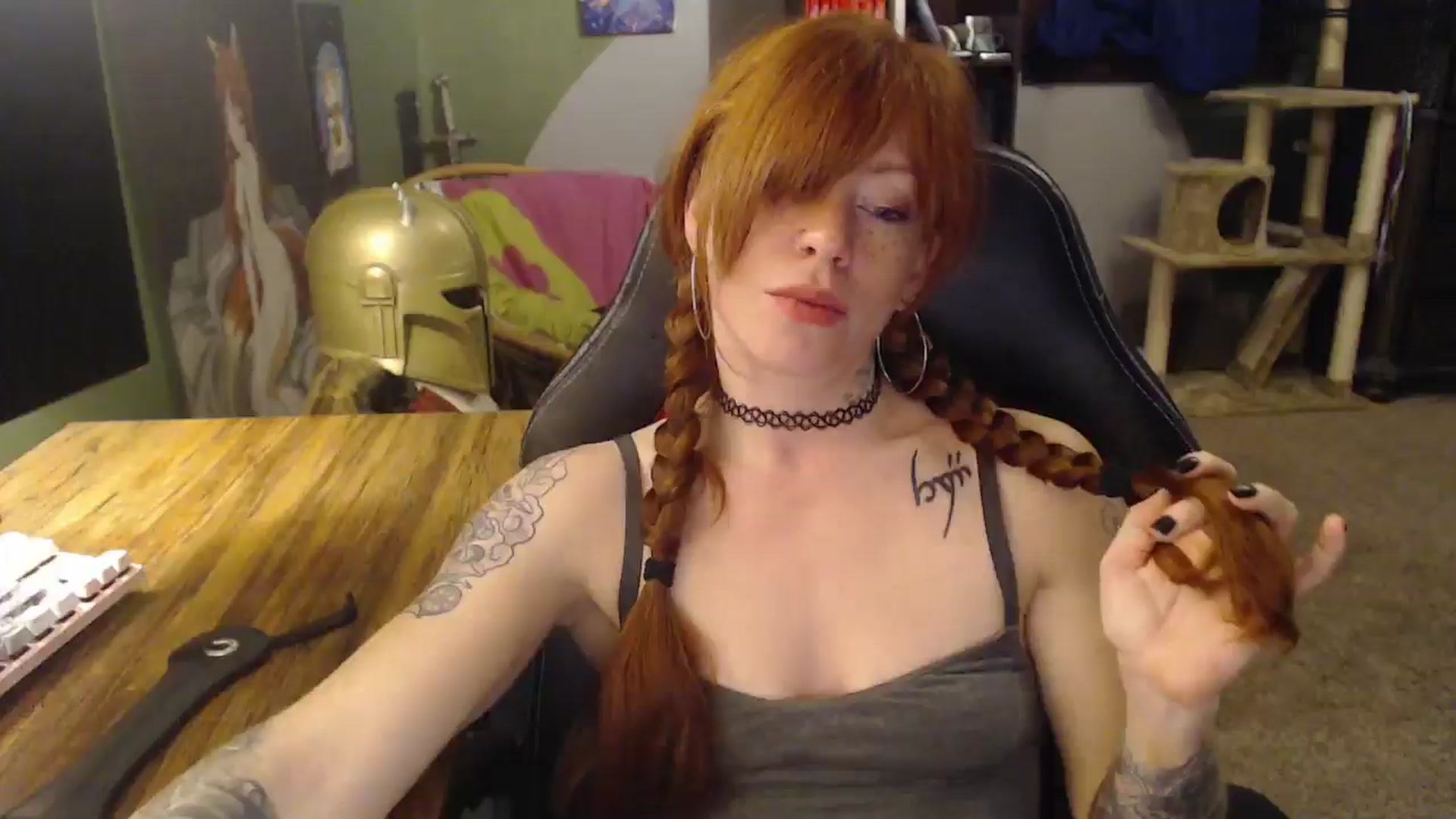 Gallery image thumbnail from AstraeaSiren's myfreecams stream on, 12/10/2024, 07:19 image 17 of 20