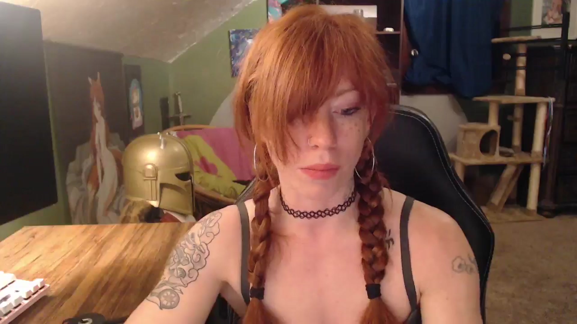 Gallery image thumbnail from AstraeaSiren's myfreecams stream on, 12/10/2024, 07:19 image 12 of 20