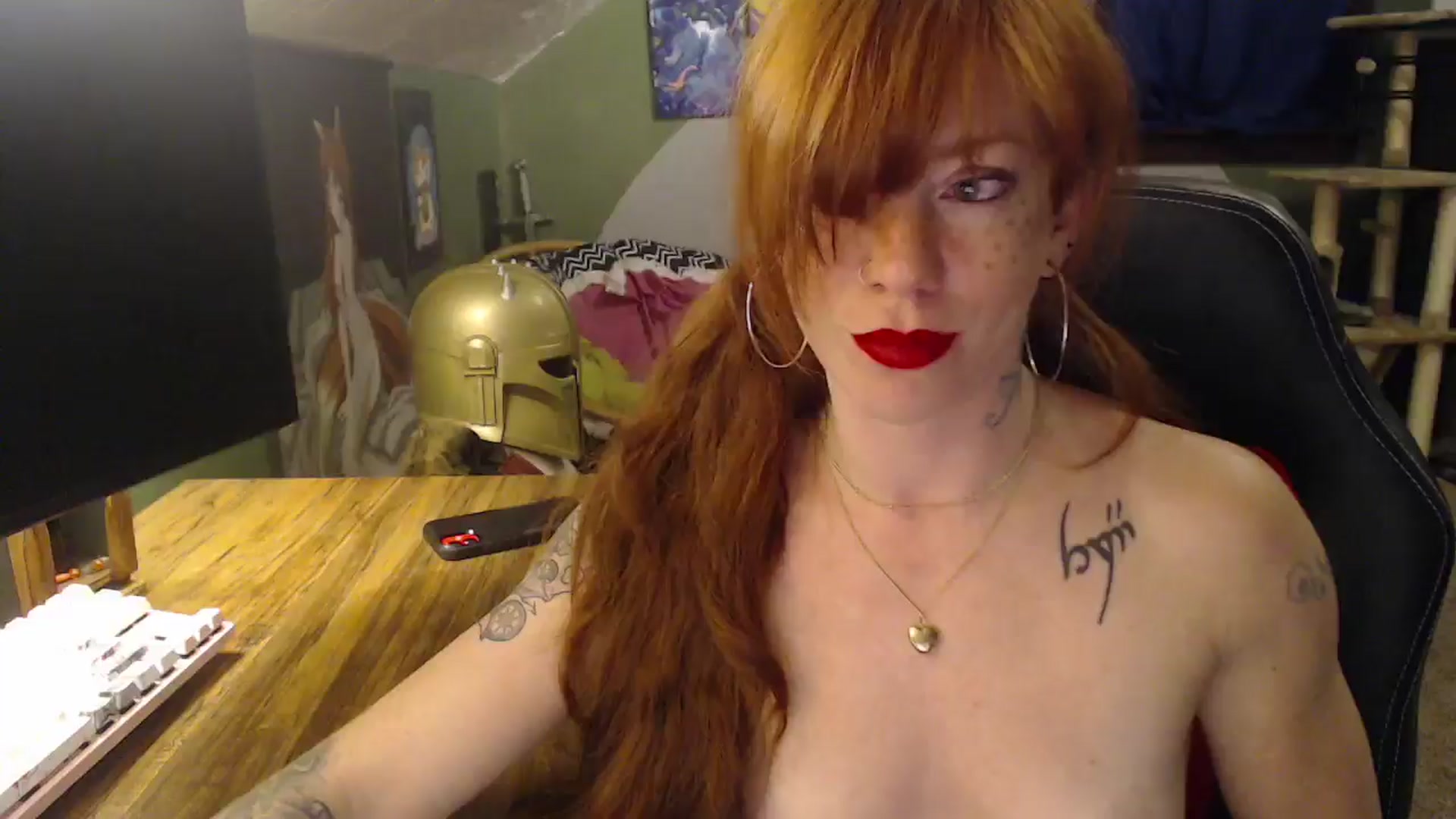 Gallery image thumbnail from AstraeaSiren's myfreecams stream on, 12/24/2024, 07:56 image 18 of 20