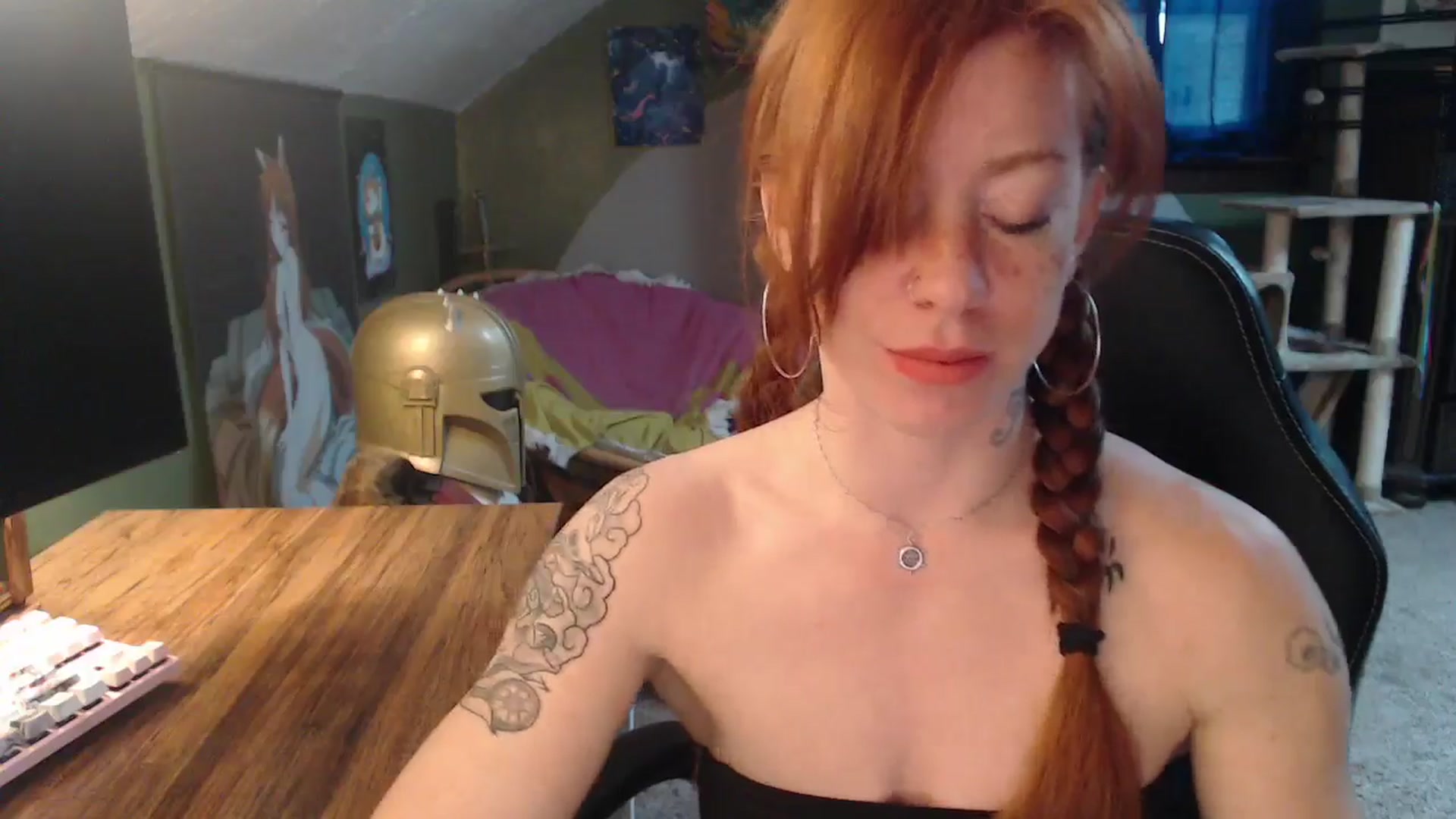 Gallery image thumbnail from AstraeaSiren's myfreecams stream on, 01/10/2025, 19:46 image 4 of 20