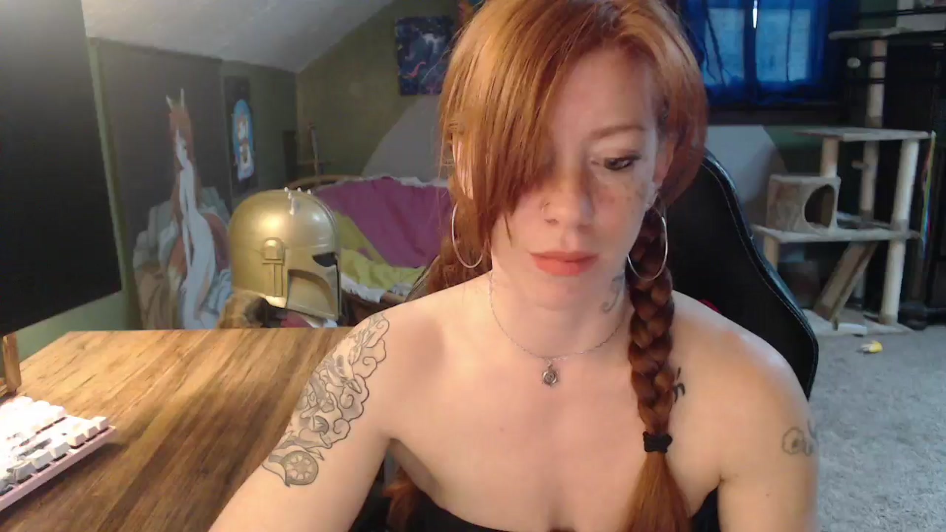 Gallery image thumbnail from AstraeaSiren's myfreecams stream on, 01/10/2025, 19:46 image 6 of 20