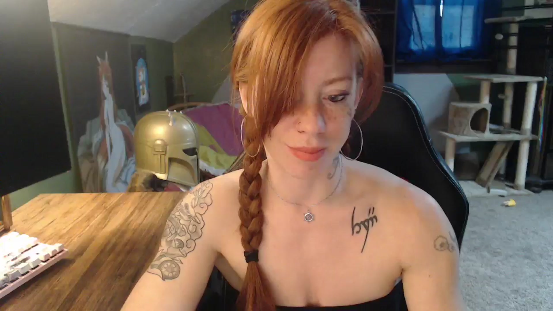 Gallery image thumbnail from AstraeaSiren's myfreecams stream on, 01/10/2025, 19:46 image 17 of 20