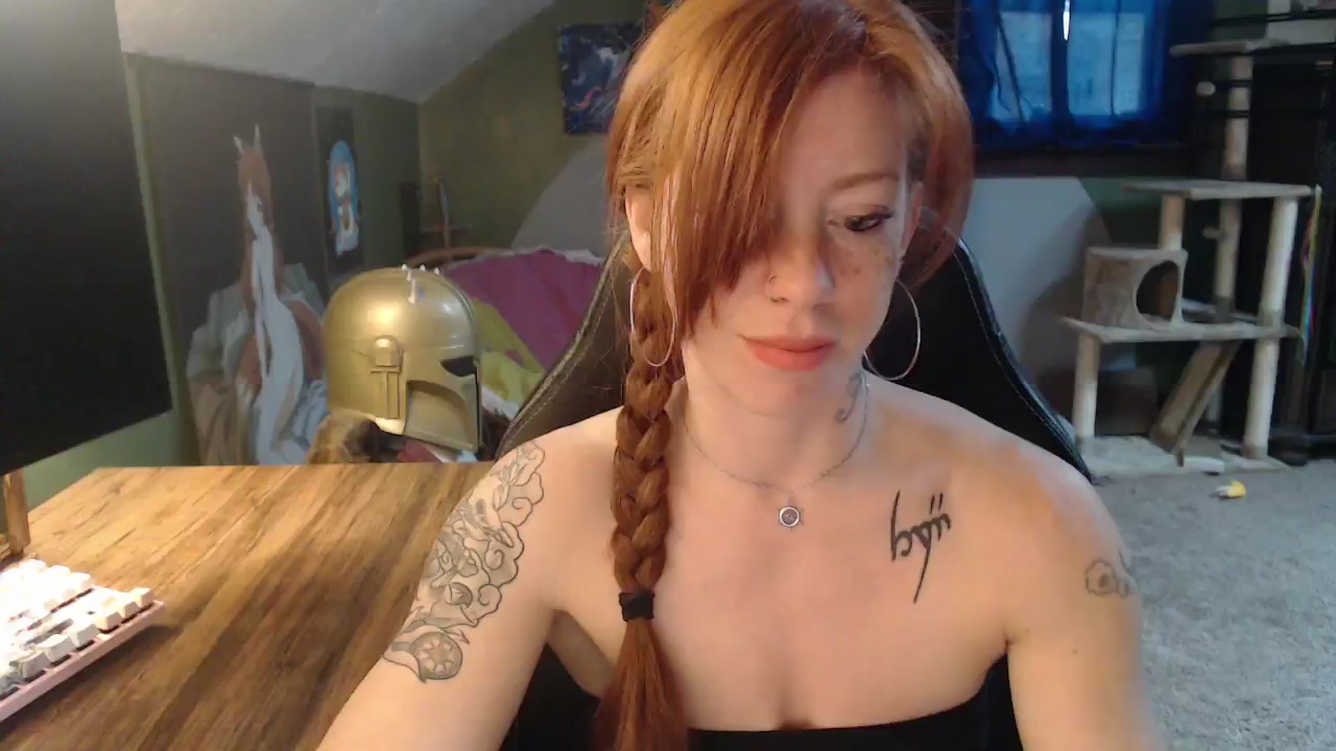 Gallery image thumbnail from AstraeaSiren's myfreecams stream on, 01/10/2025, 19:46 image 15 of 20