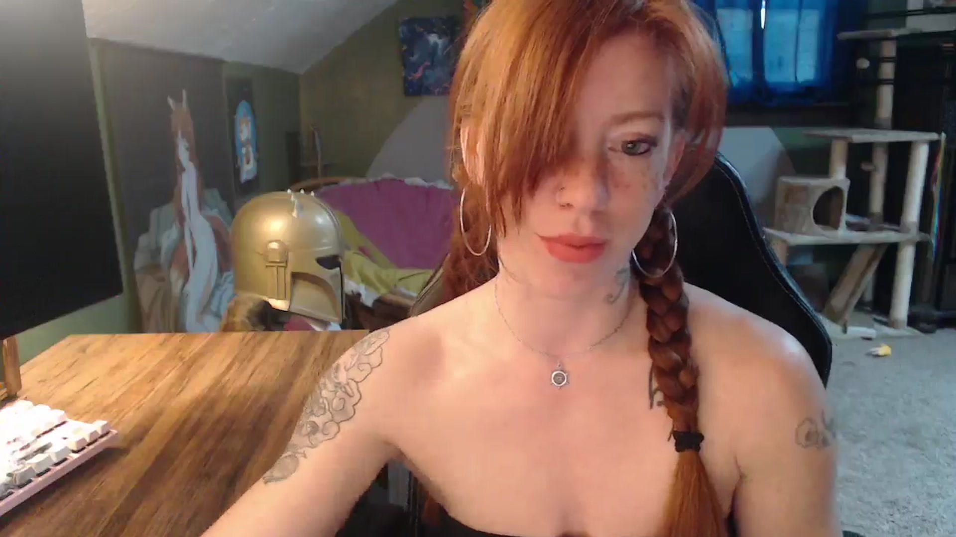Gallery image thumbnail from AstraeaSiren's myfreecams stream on, 01/10/2025, 19:46 image 2 of 20