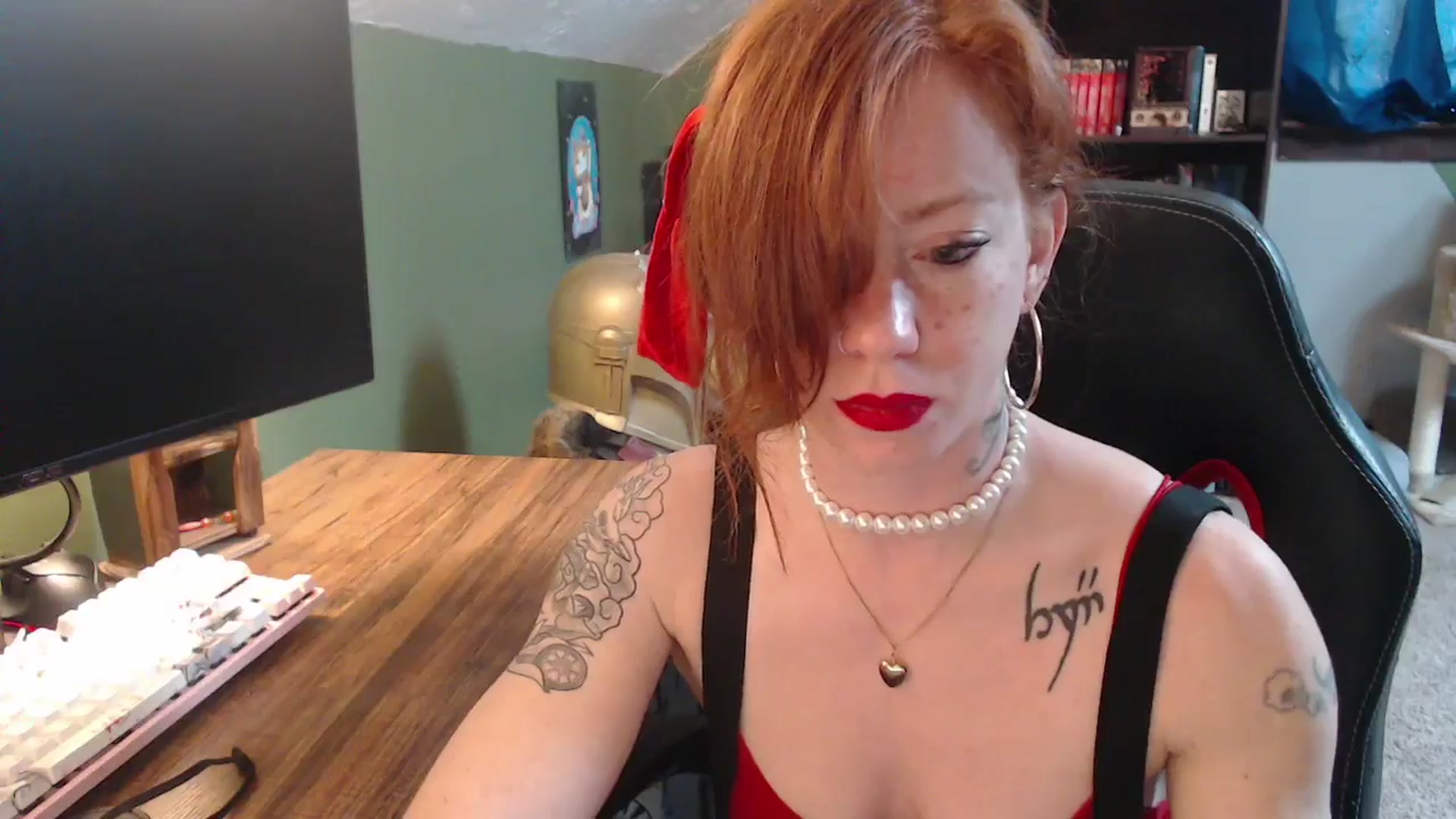 Gallery image thumbnail from AstraeaSiren's myfreecams stream on, 02/14/2025, 21:55 image 4 of 20