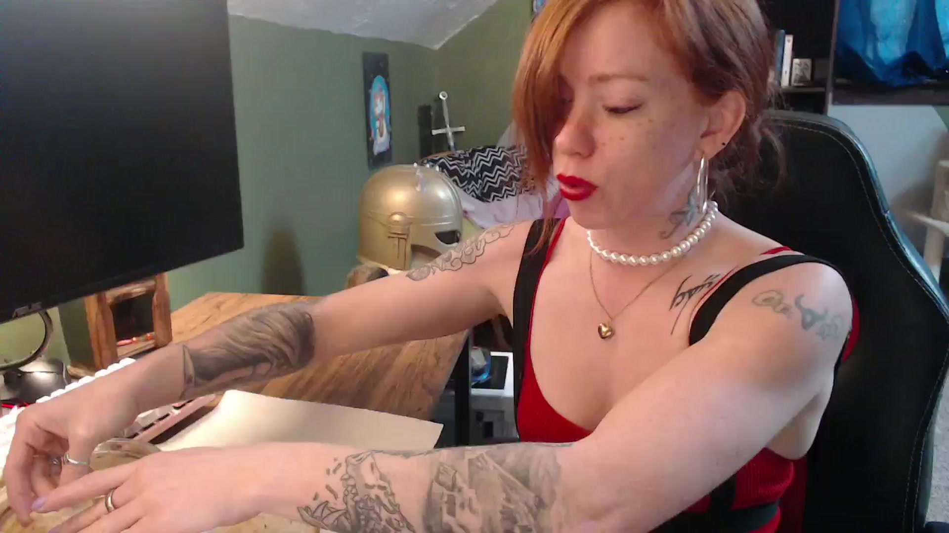 Gallery image thumbnail from AstraeaSiren's myfreecams stream on, 02/14/2025, 21:55 image 10 of 20