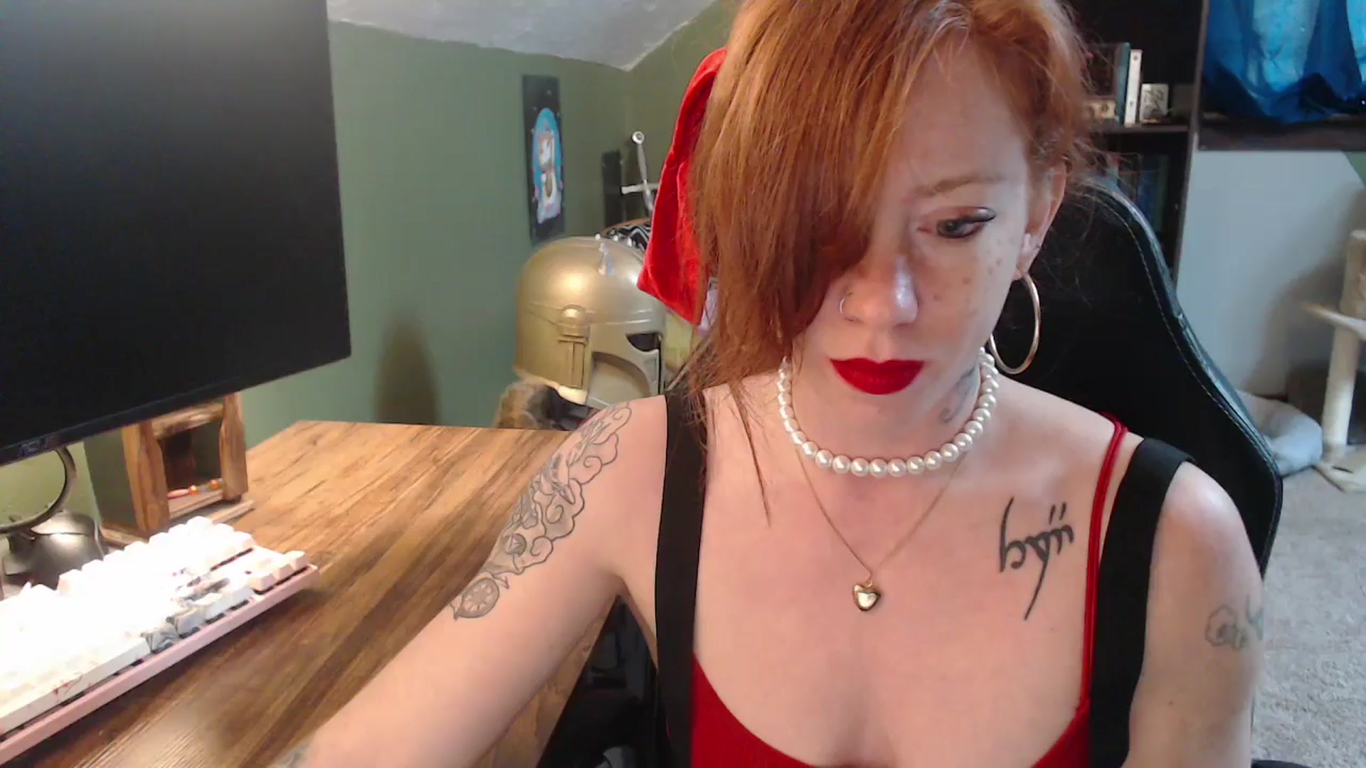 Gallery image thumbnail from AstraeaSiren's myfreecams stream on, 02/14/2025, 21:55 image 13 of 20