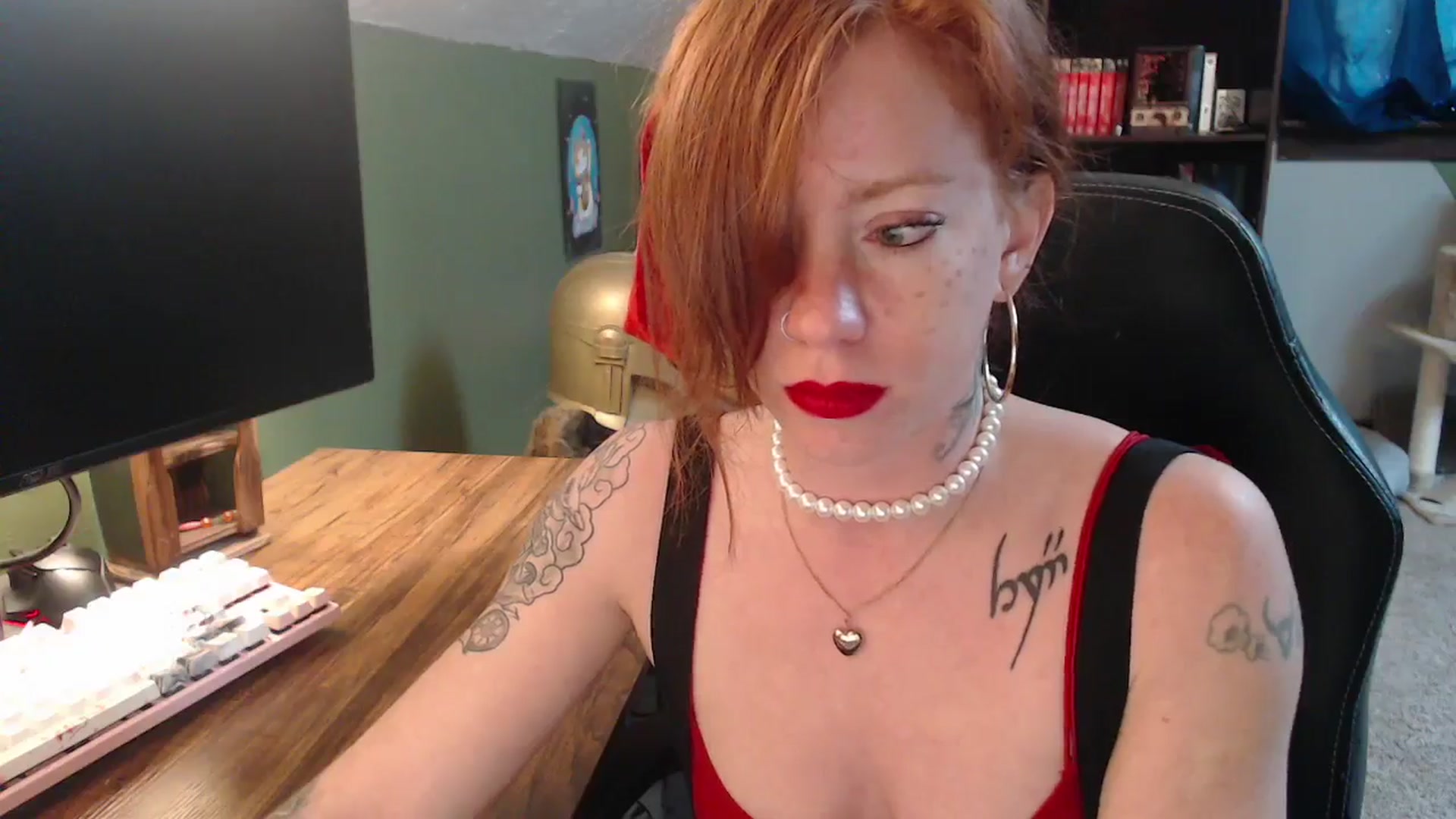 Gallery image thumbnail from AstraeaSiren's myfreecams stream on, 02/14/2025, 21:55 image 16 of 20