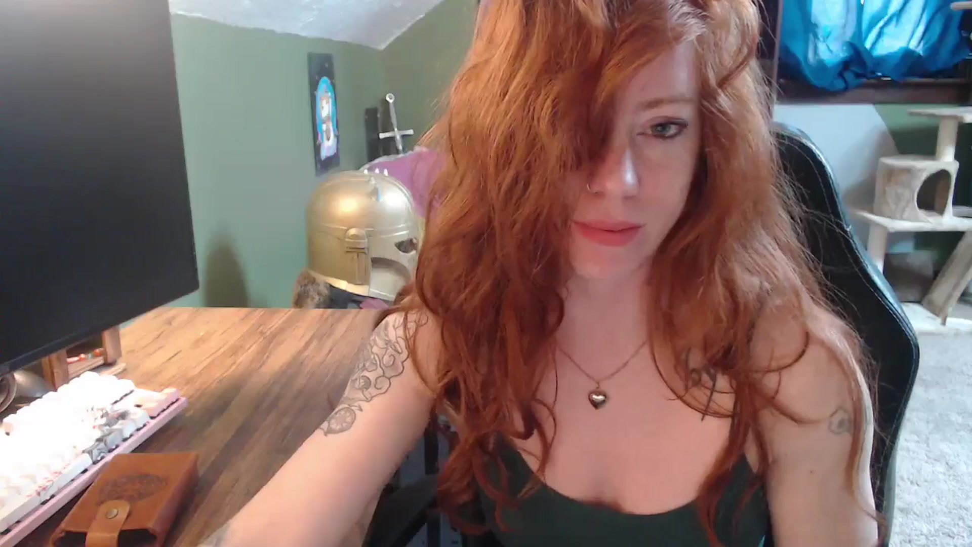 Gallery image thumbnail from AstraeaSiren's myfreecams stream on, 02/21/2025, 22:12 image 6 of 20