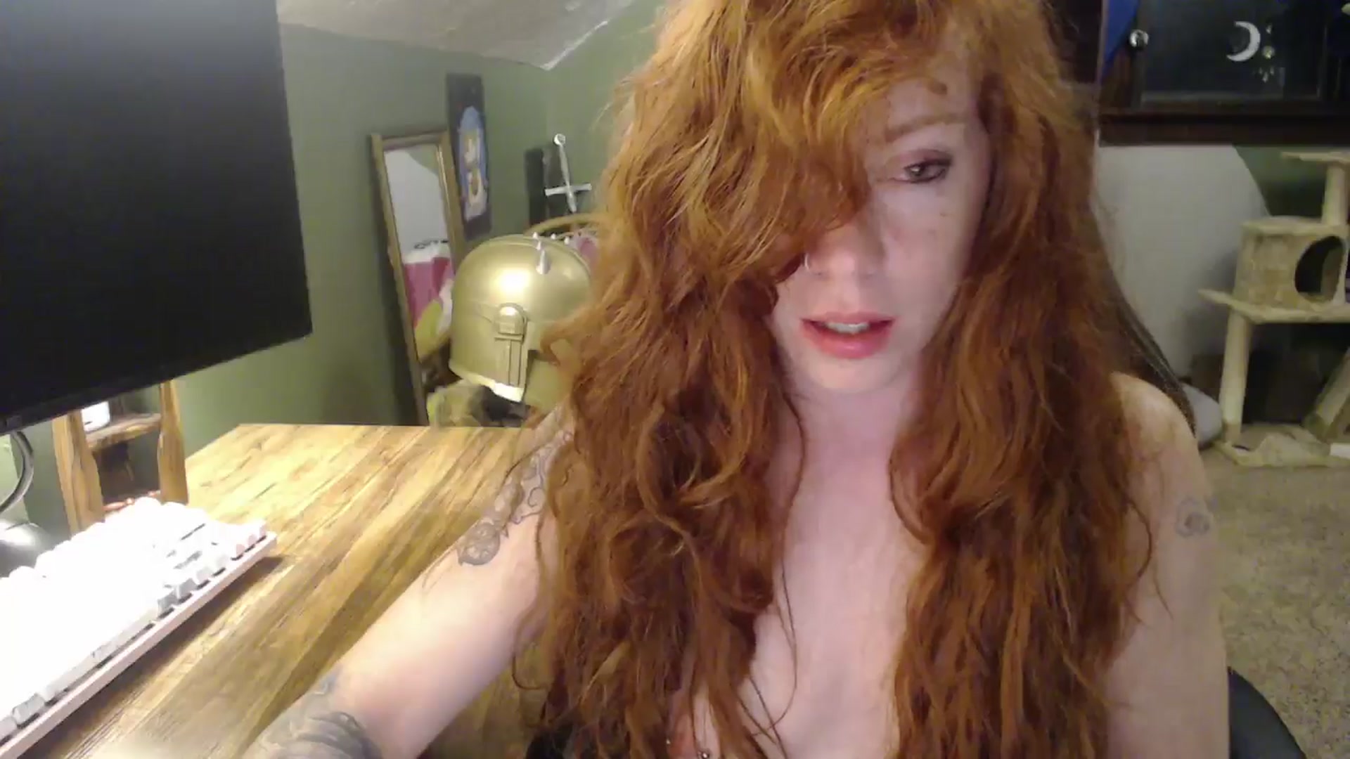 Gallery image thumbnail from AstraeaSiren's myfreecams stream on, 03/13/2025, 07:27 image 16 of 20