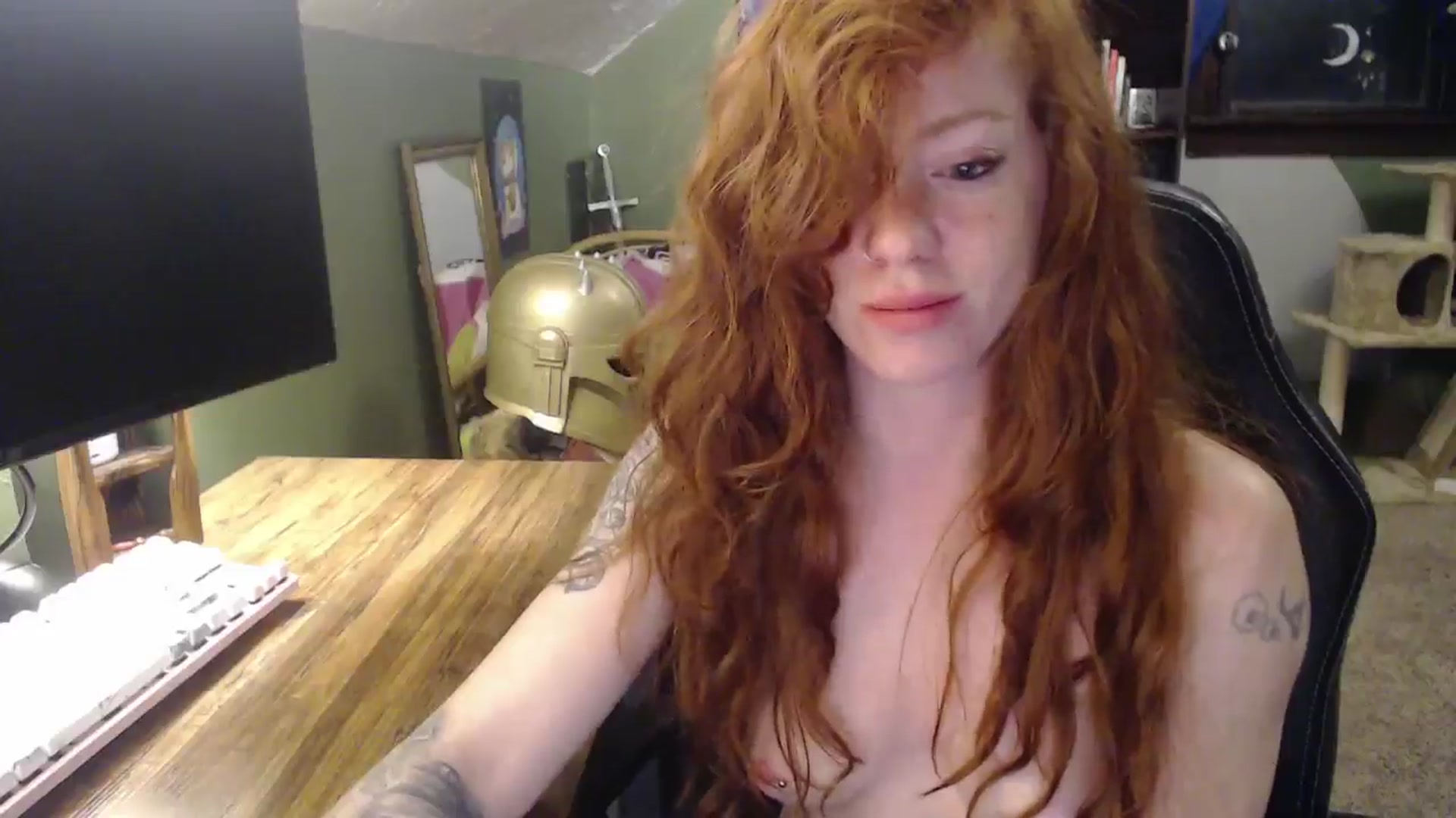 Gallery image thumbnail from AstraeaSiren's myfreecams stream on, 03/13/2025, 07:27 image 7 of 20