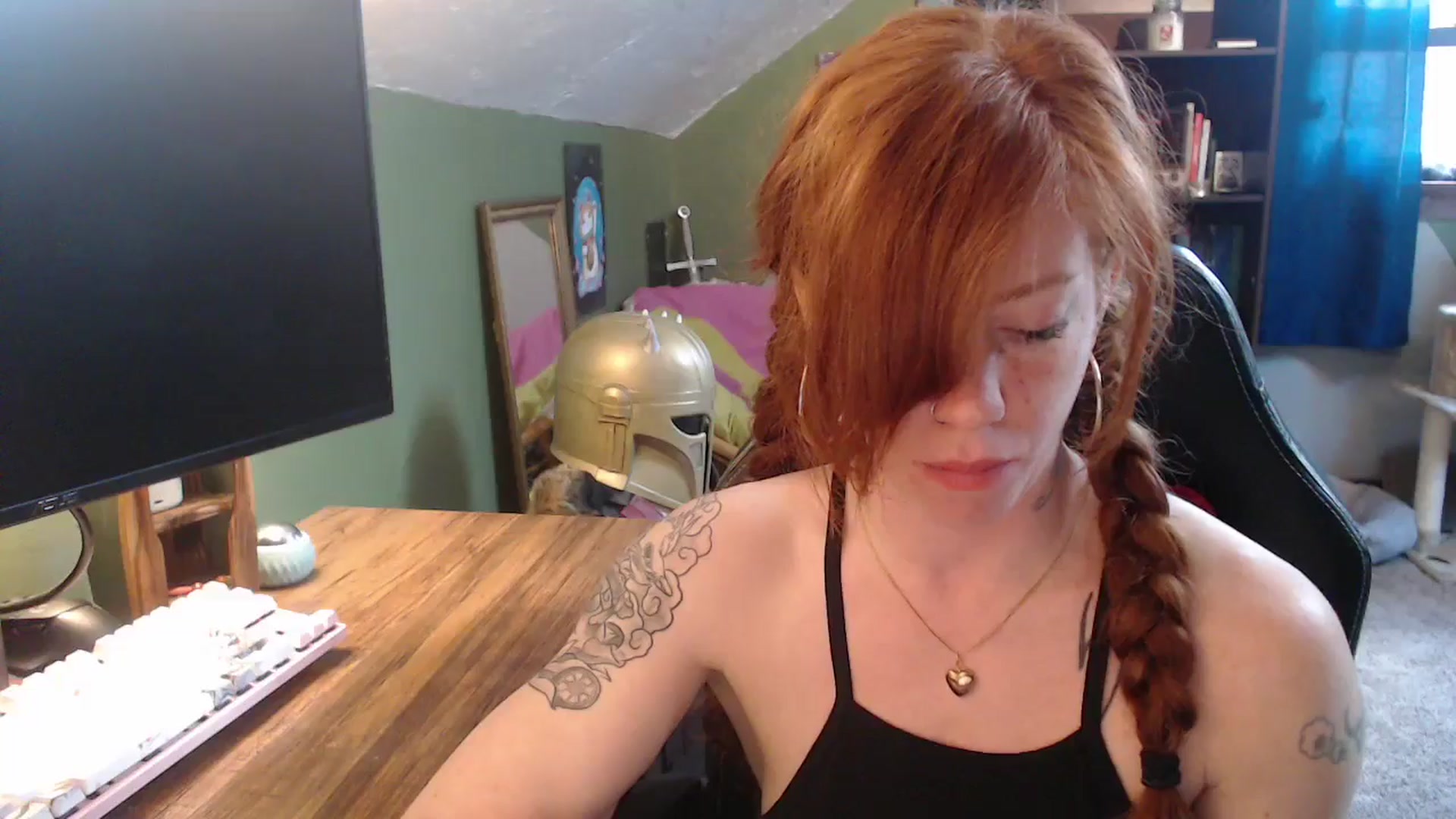 Gallery image thumbnail from AstraeaSiren's myfreecams stream on, 03/14/2025, 21:19 image 6 of 20