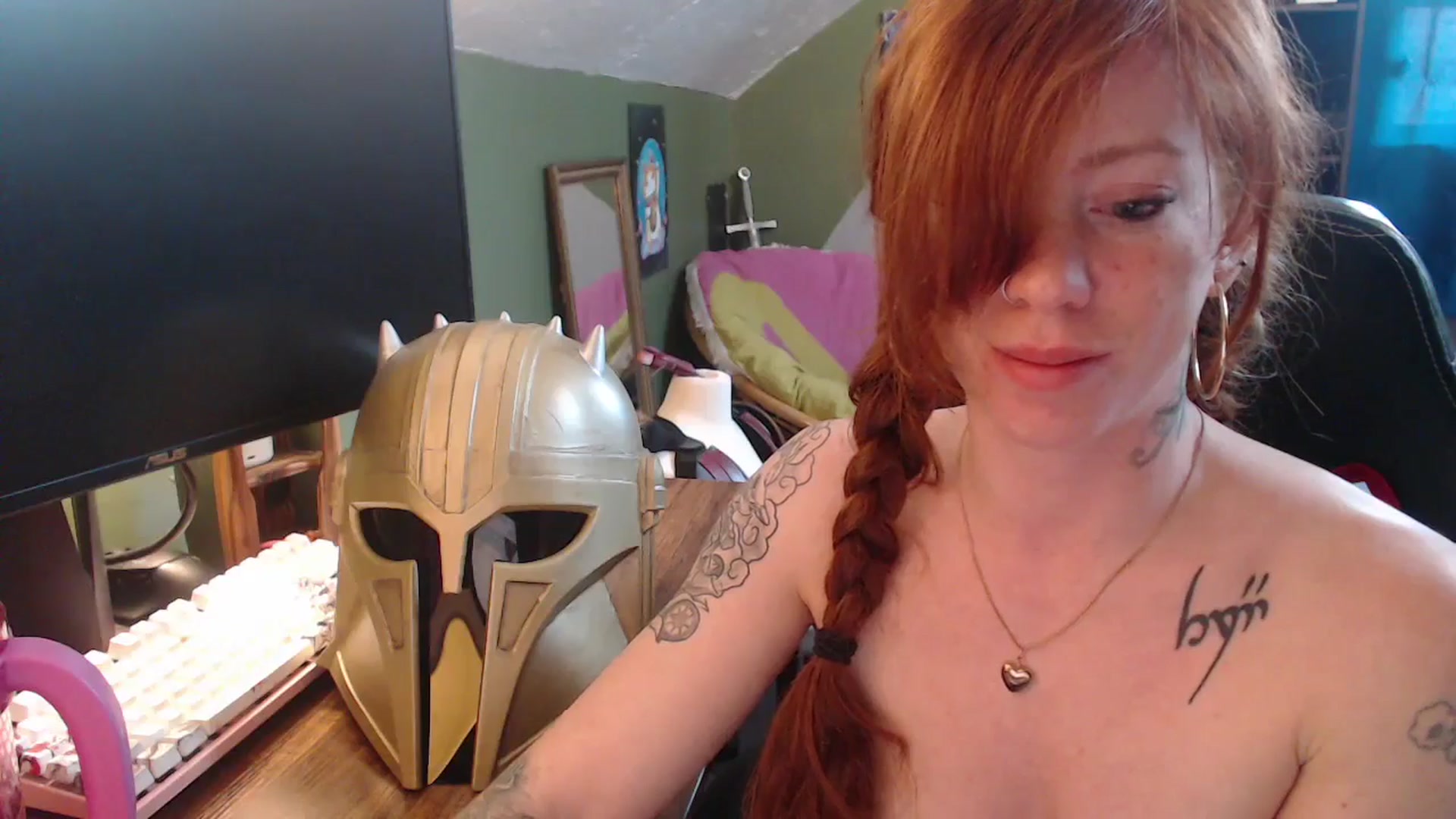 Gallery image thumbnail from AstraeaSiren's myfreecams stream on, 03/14/2025, 21:19 image 18 of 20