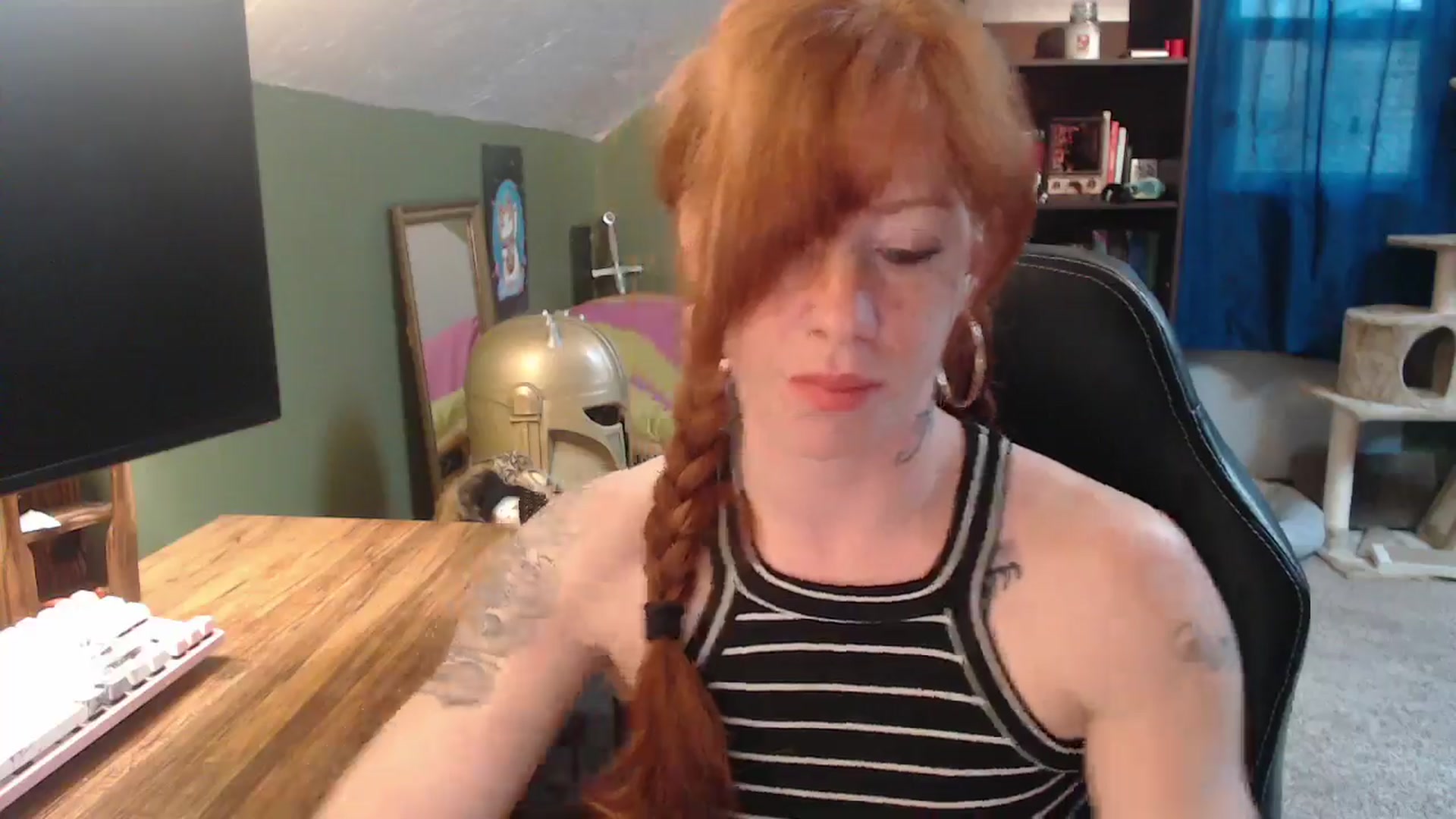 Gallery image thumbnail from AstraeaSiren's myfreecams stream on, 03/28/2025, 19:25 image 3 of 20