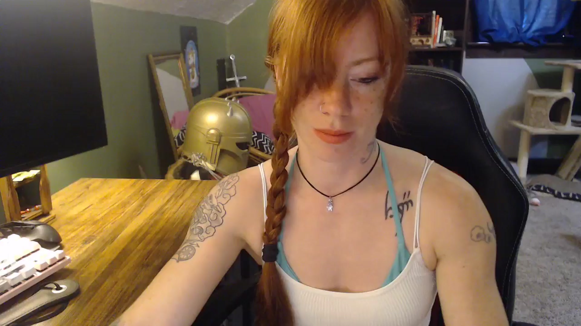 Gallery image thumbnail from AstraeaSiren's myfreecams stream on, 05/02/2025, 18:58 image 1 of 20