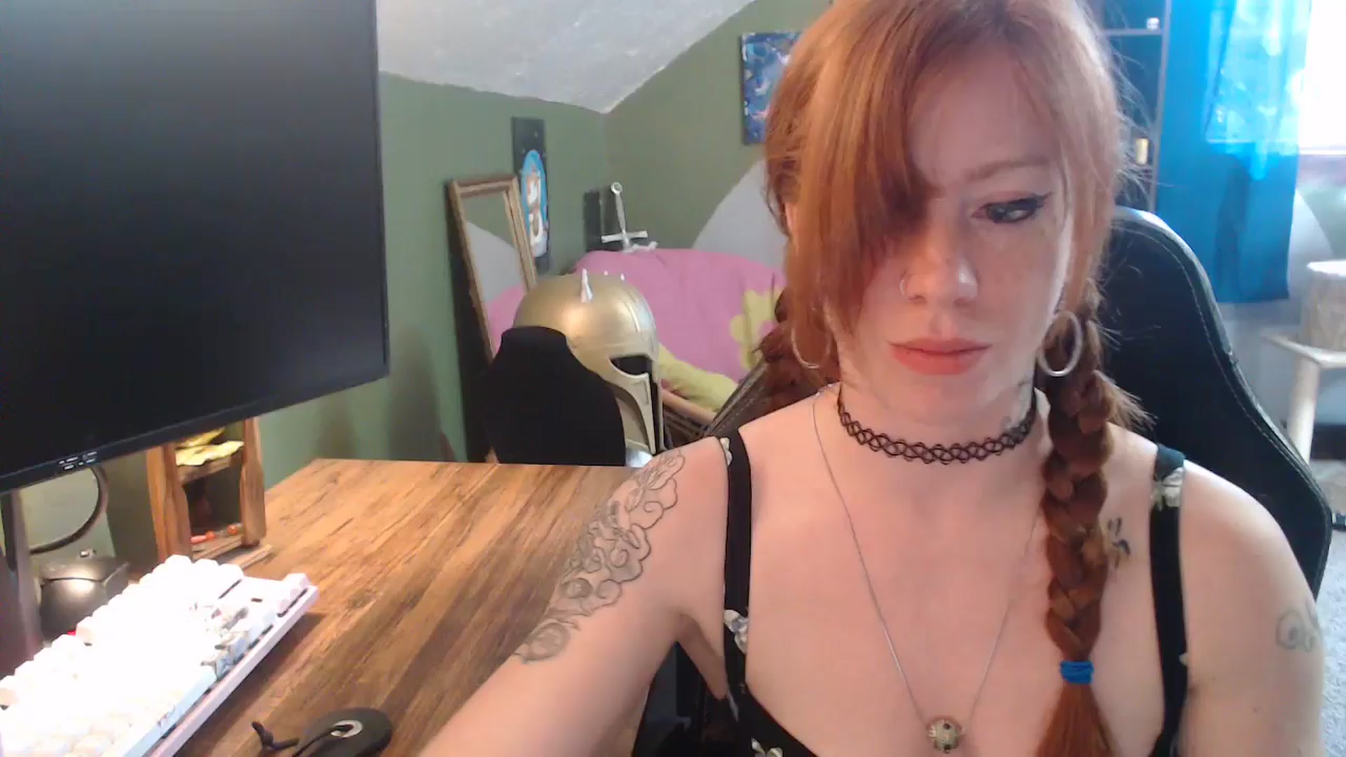 Gallery image thumbnail from AstraeaSiren's myfreecams stream on, 05/09/2025, 19:33 image 8 of 20