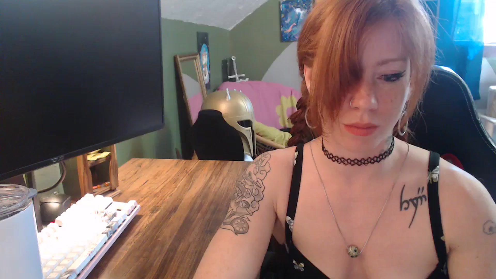 Gallery image thumbnail from AstraeaSiren's myfreecams stream on, 05/09/2025, 19:33 image 1 of 20