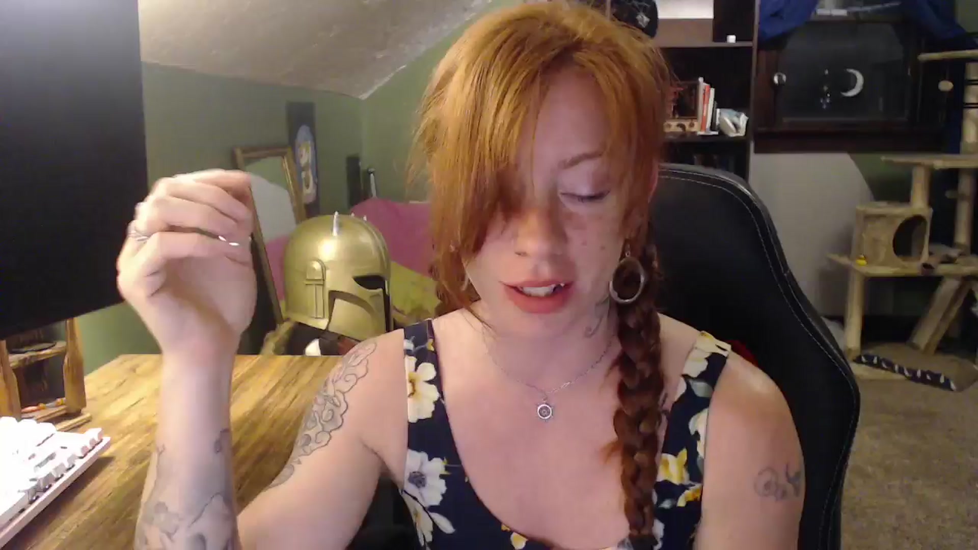 Gallery image thumbnail from AstraeaSiren's myfreecams stream on, 05/19/2025, 05:39 image 9 of 20