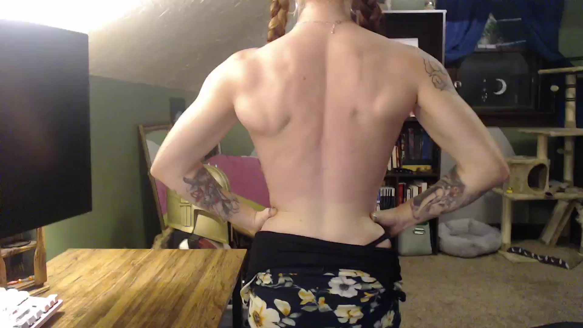 Gallery image thumbnail from AstraeaSiren's myfreecams stream on, 05/19/2025, 08:10 image 1 of 20