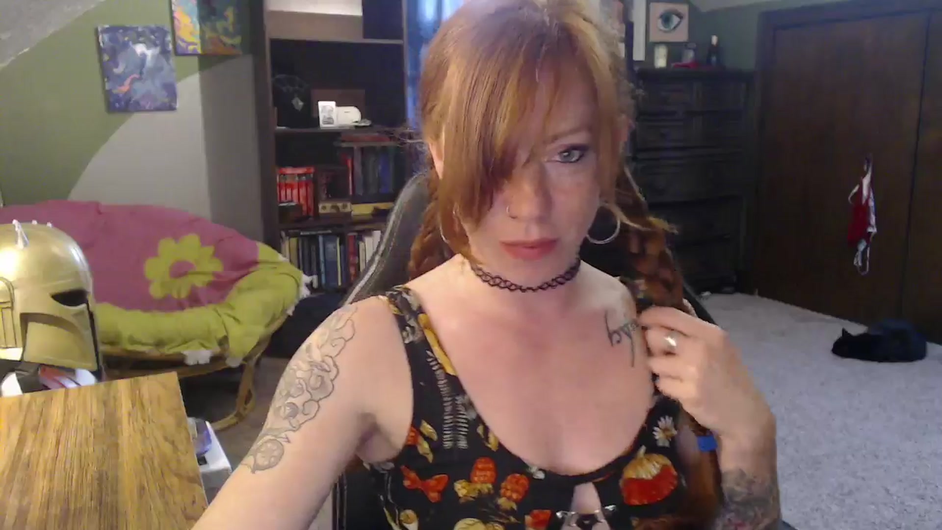 Gallery image thumbnail from AstraeaSiren's myfreecams stream on, 05/27/2025, 01:42 image 3 of 20