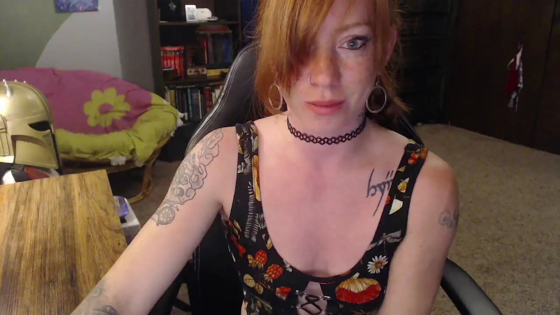 Gallery image thumbnail from AstraeaSiren's myfreecams stream on, 05/27/2025, 01:42 image 16 of 20