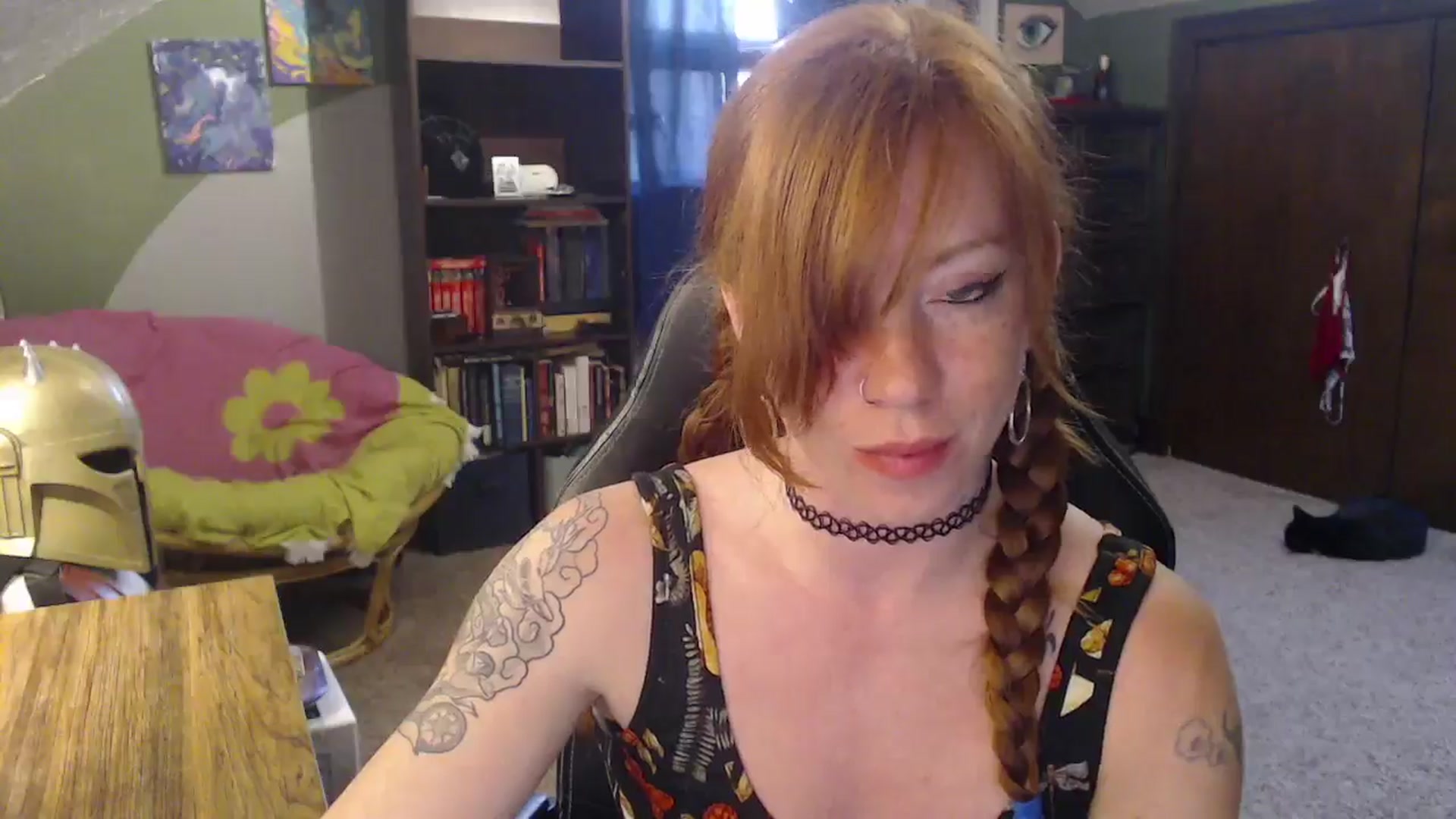 Gallery image thumbnail from AstraeaSiren's myfreecams stream on, 05/27/2025, 01:42 image 5 of 20