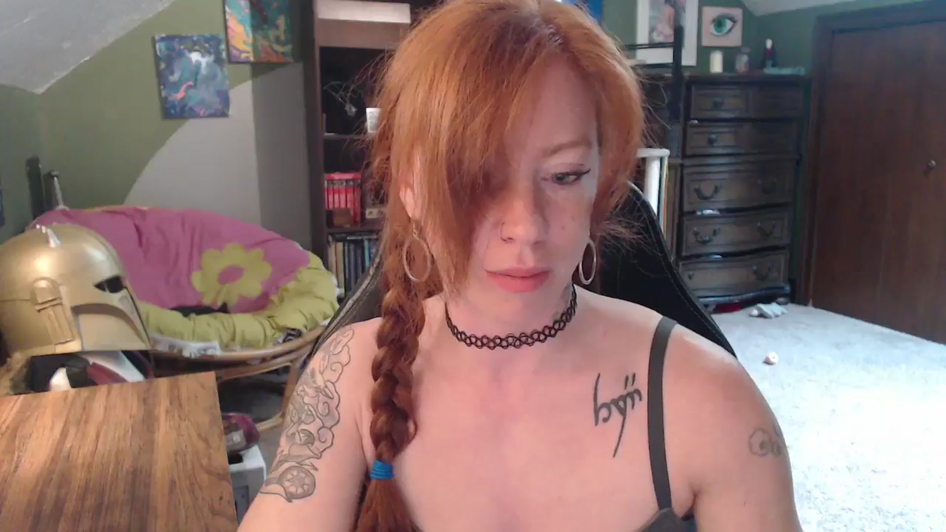Gallery image thumbnail from AstraeaSiren's myfreecams stream on, 05/30/2025, 18:04 image 18 of 20