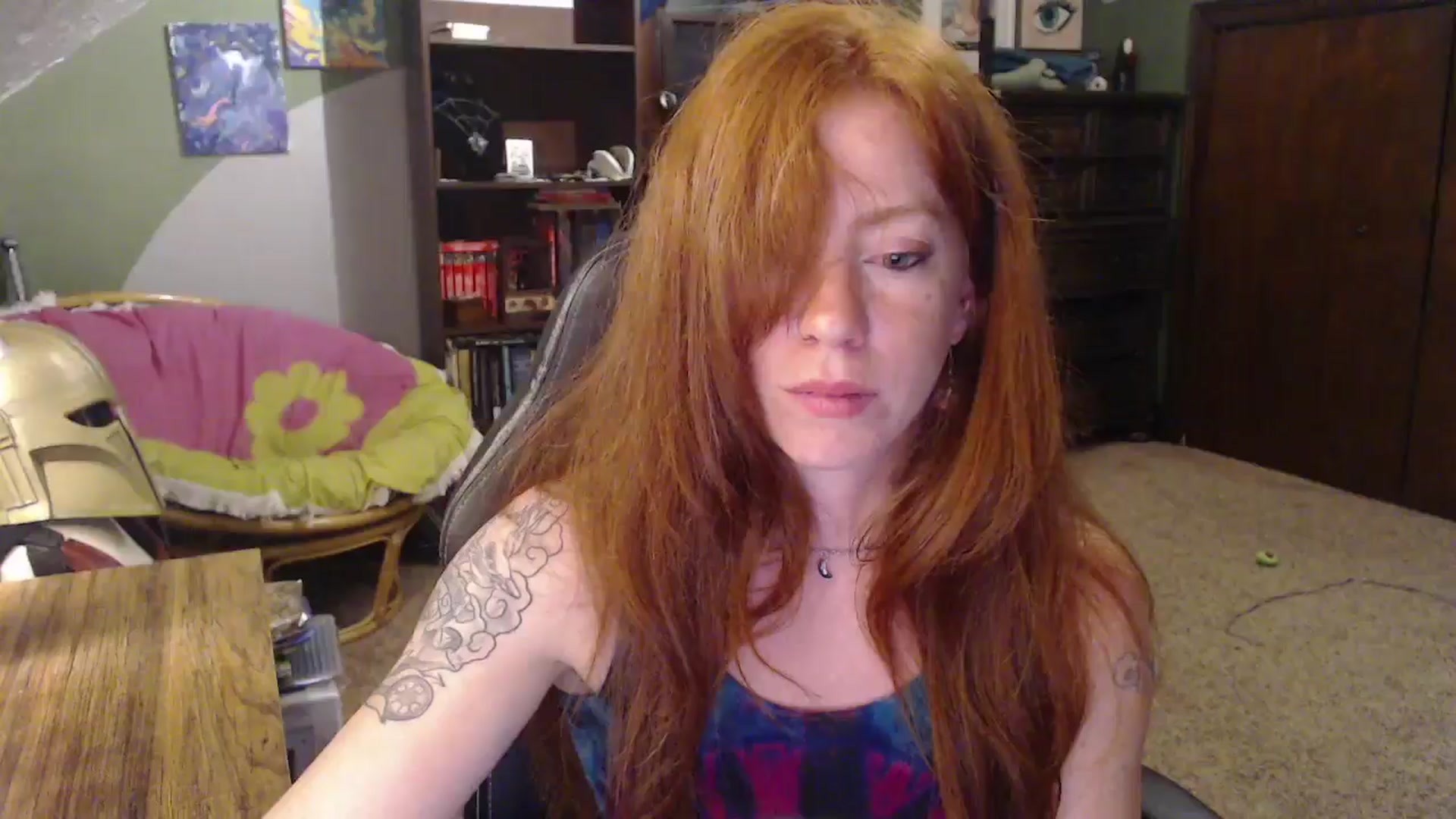 Gallery image thumbnail from AstraeaSiren's myfreecams stream on, 06/19/2025, 07:35 image 12 of 20