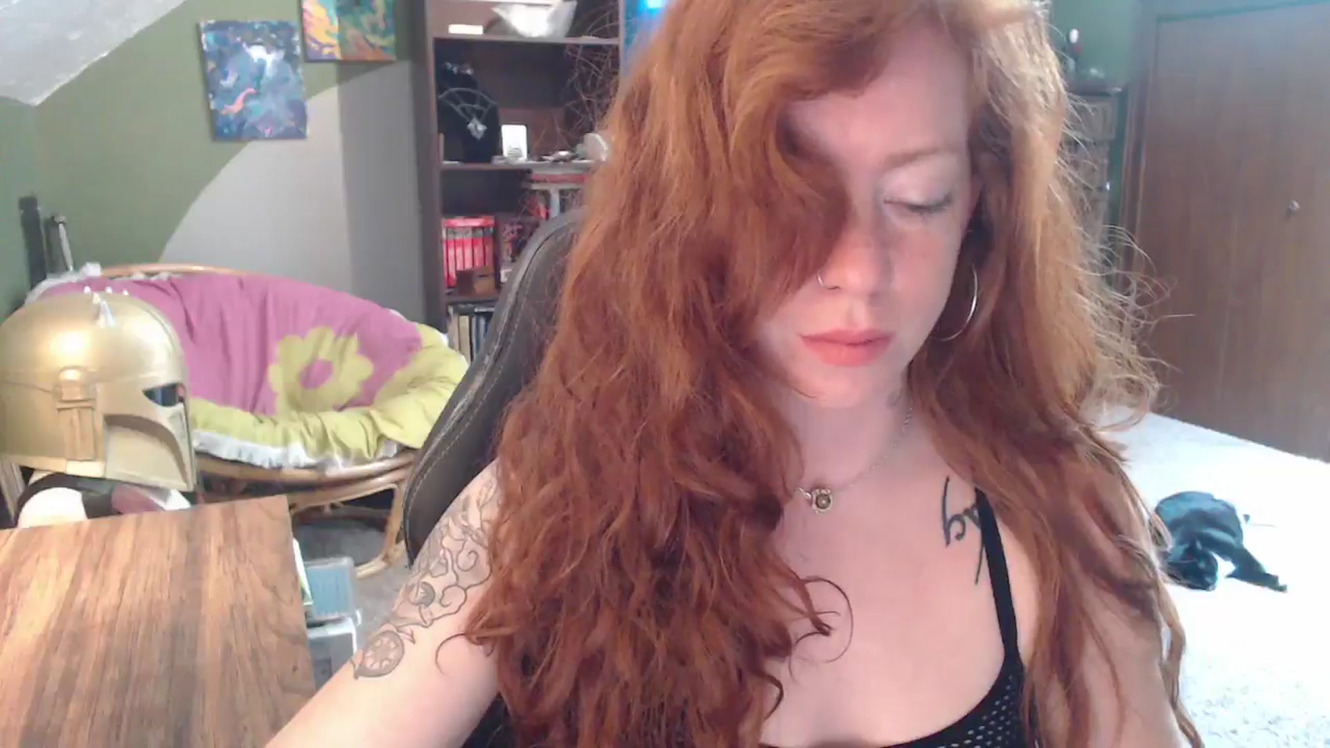 Gallery image thumbnail from AstraeaSiren's myfreecams stream on, 06/23/2025, 18:35 image 4 of 20