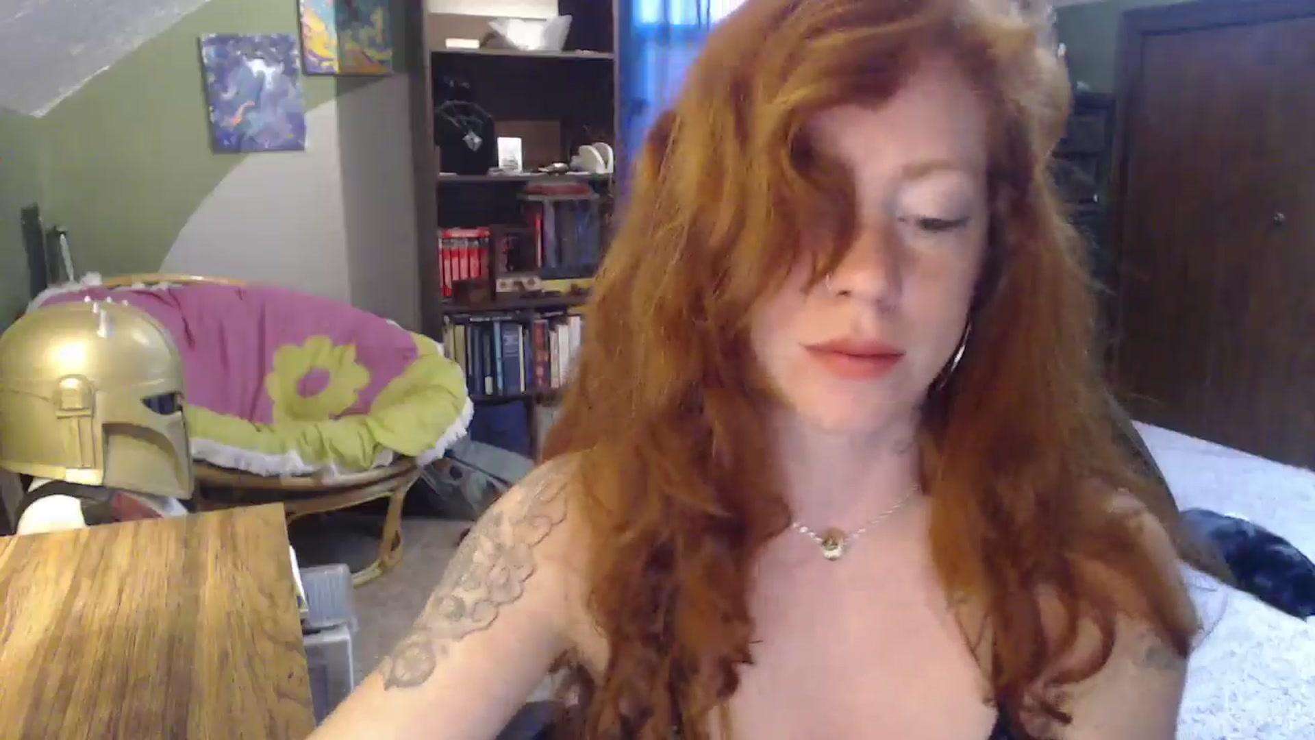 Gallery image thumbnail from AstraeaSiren's myfreecams stream on, 06/23/2025, 18:35 image 17 of 20