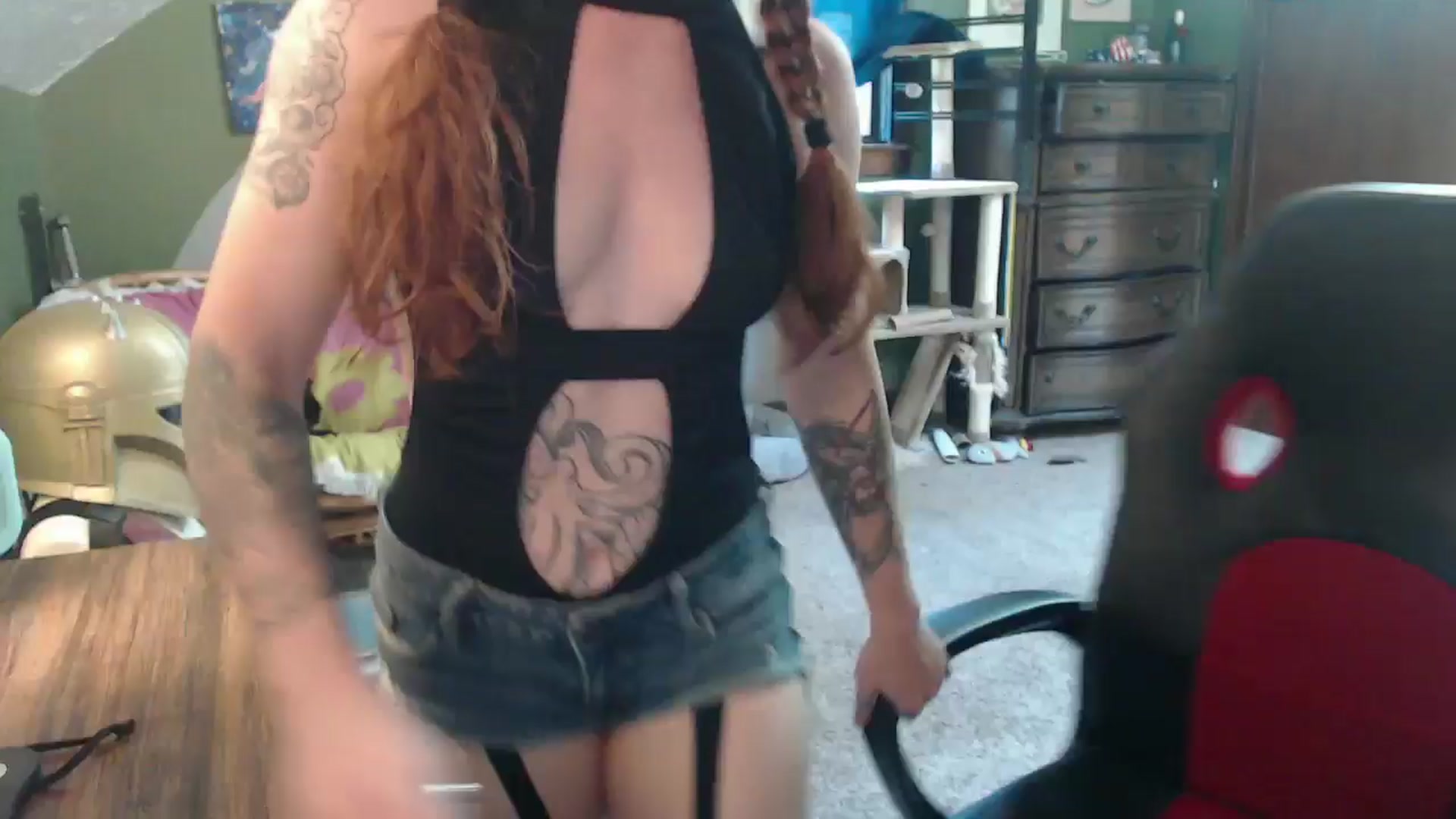 Gallery image thumbnail from AstraeaSiren's myfreecams stream on, 06/26/2025, 17:53 image 1 of 20