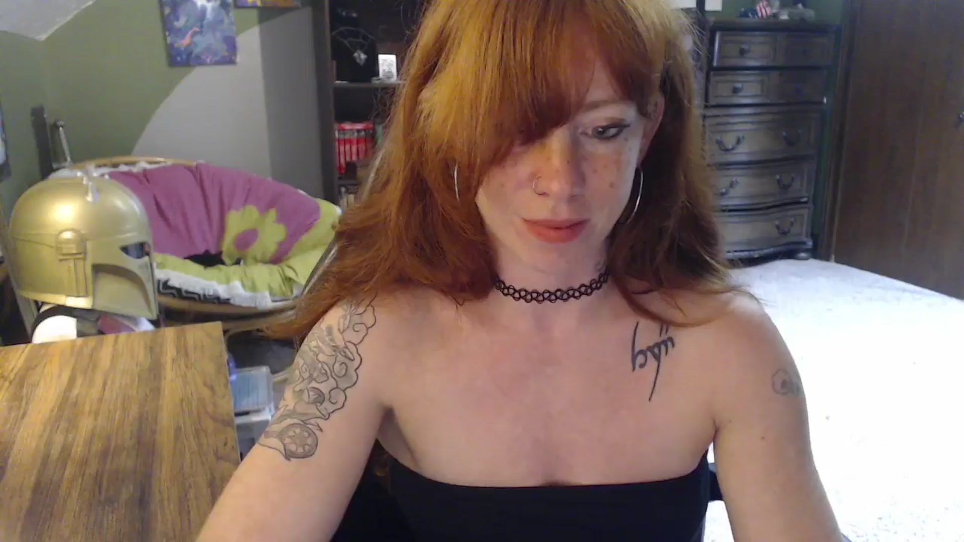 Gallery image thumbnail from AstraeaSiren's myfreecams stream on, 06/27/2025, 18:16 image 16 of 20