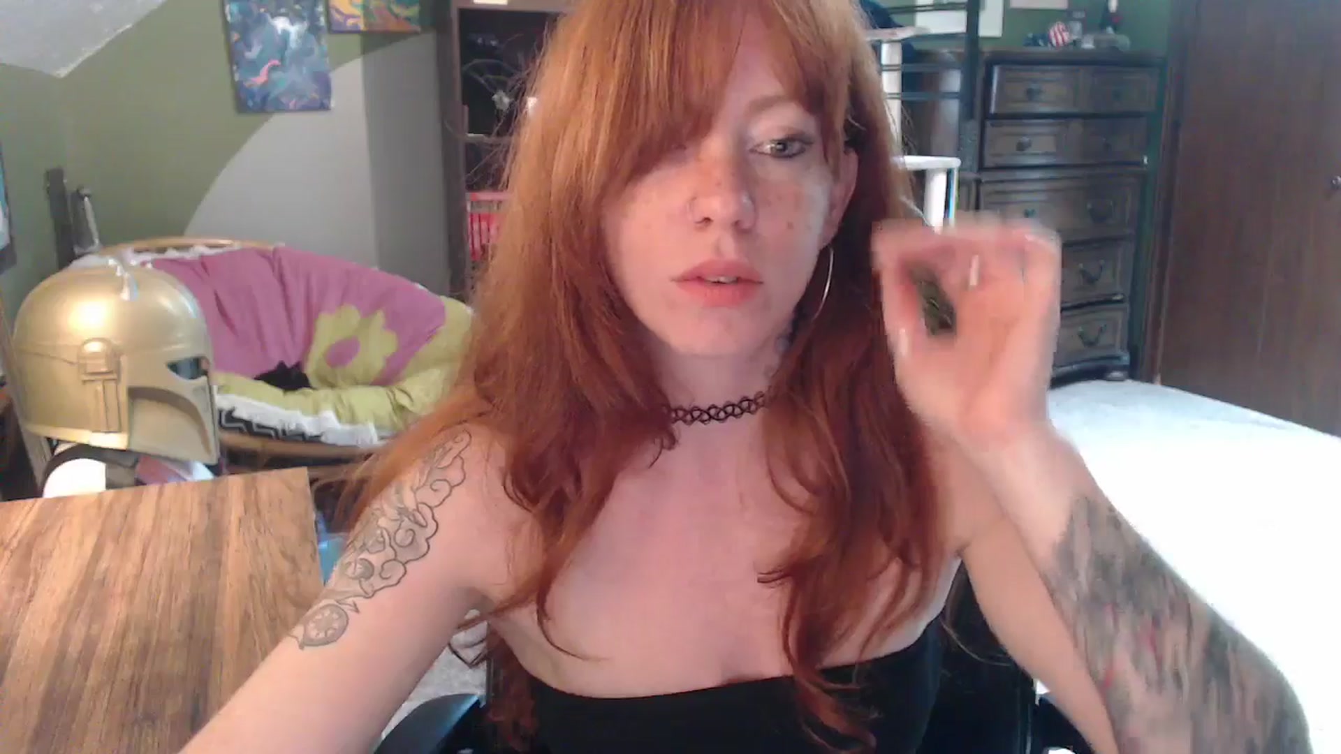 Gallery image thumbnail from AstraeaSiren's myfreecams stream on, 06/27/2025, 18:16 image 6 of 20