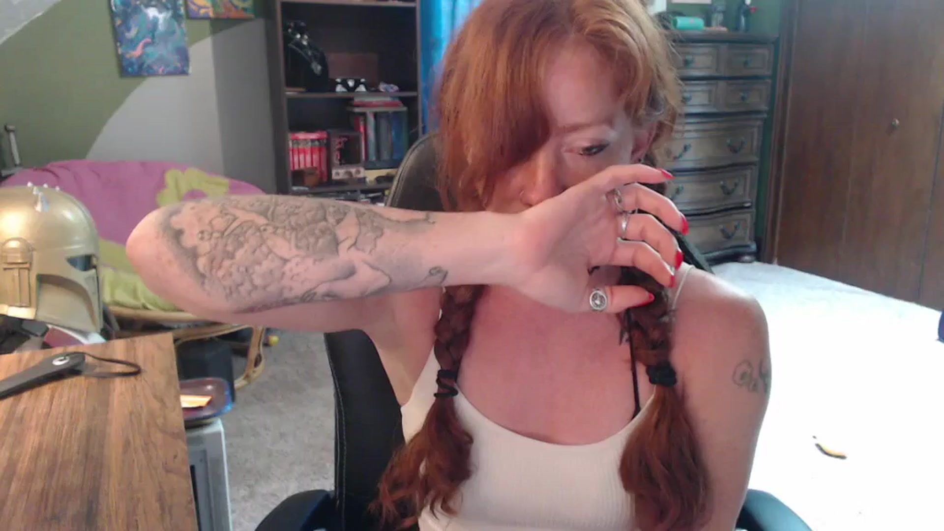 Gallery image thumbnail from AstraeaSiren's myfreecams stream on, 07/25/2025, 19:07 image 18 of 20