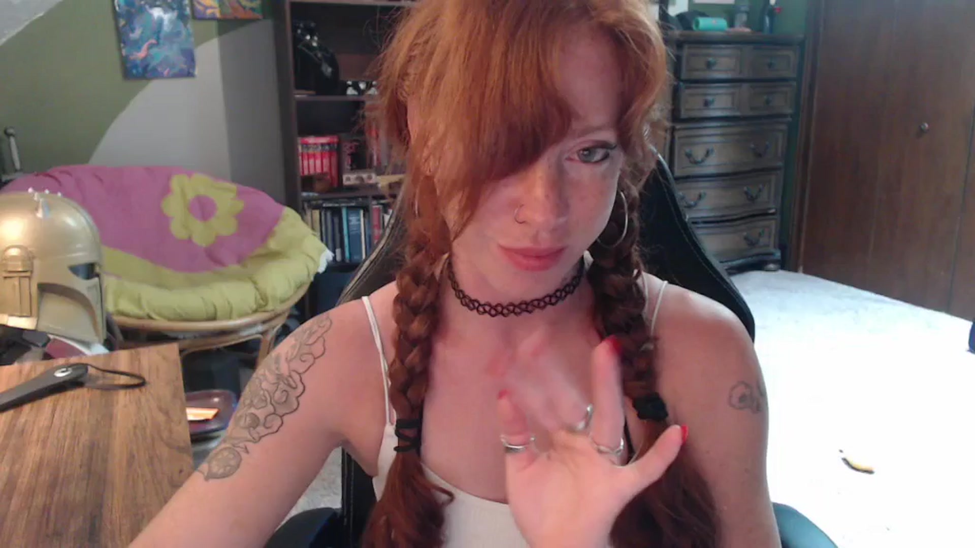Gallery image thumbnail from AstraeaSiren's myfreecams stream on, 07/25/2025, 19:07 image 17 of 20
