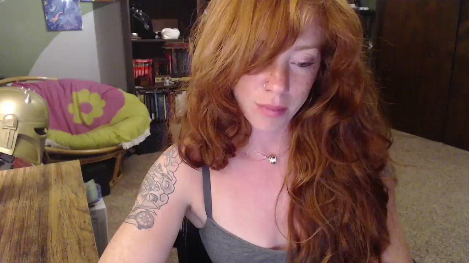Gallery image thumbnail from AstraeaSiren's myfreecams stream on, 08/06/2025, 06:12 image 4 of 20