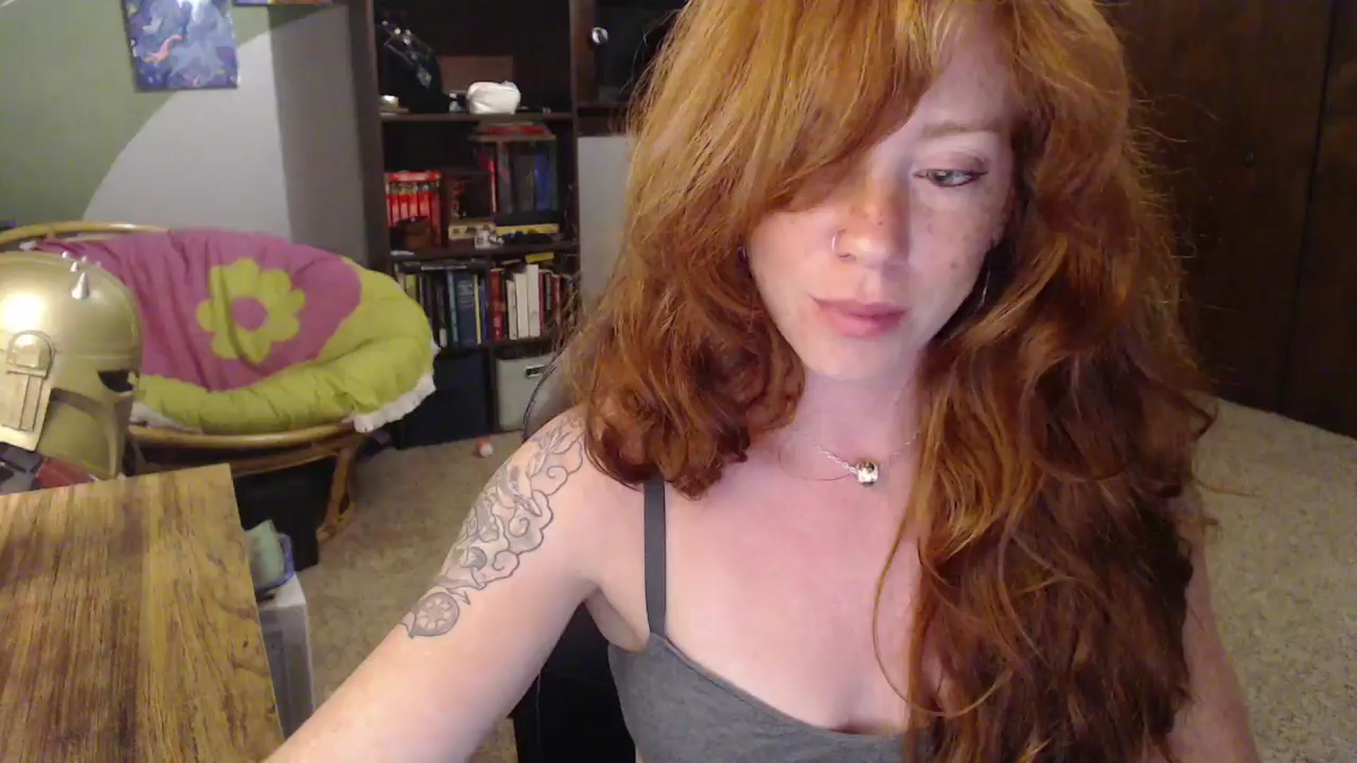 Gallery image thumbnail from AstraeaSiren's myfreecams stream on, 08/06/2025, 06:12 image 3 of 20