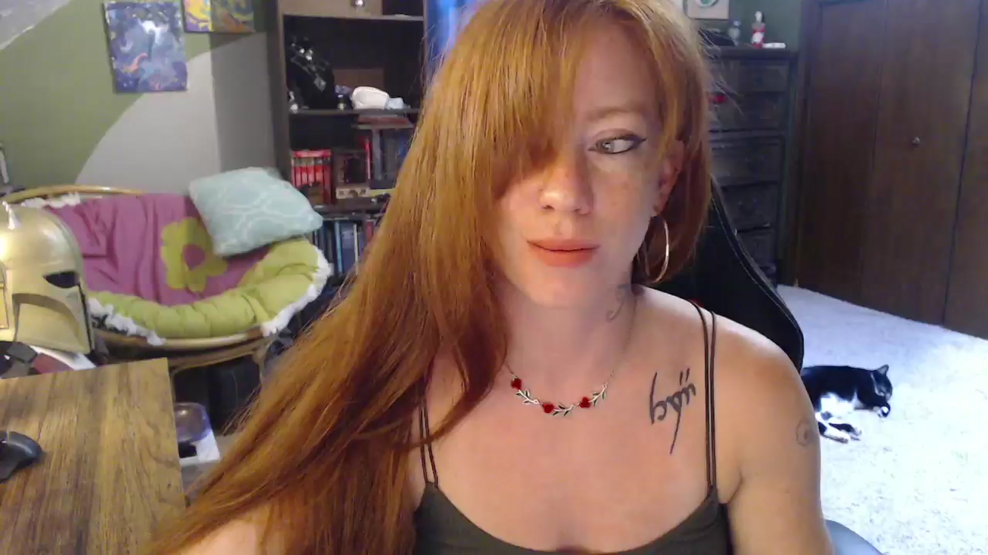 Gallery image thumbnail from AstraeaSiren's myfreecams stream on, 08/11/2025, 20:53 image 8 of 20