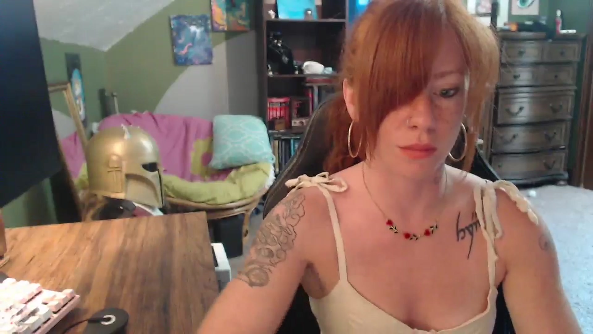 Gallery image thumbnail from AstraeaSiren's myfreecams stream on, 08/15/2025, 18:46 image 17 of 20