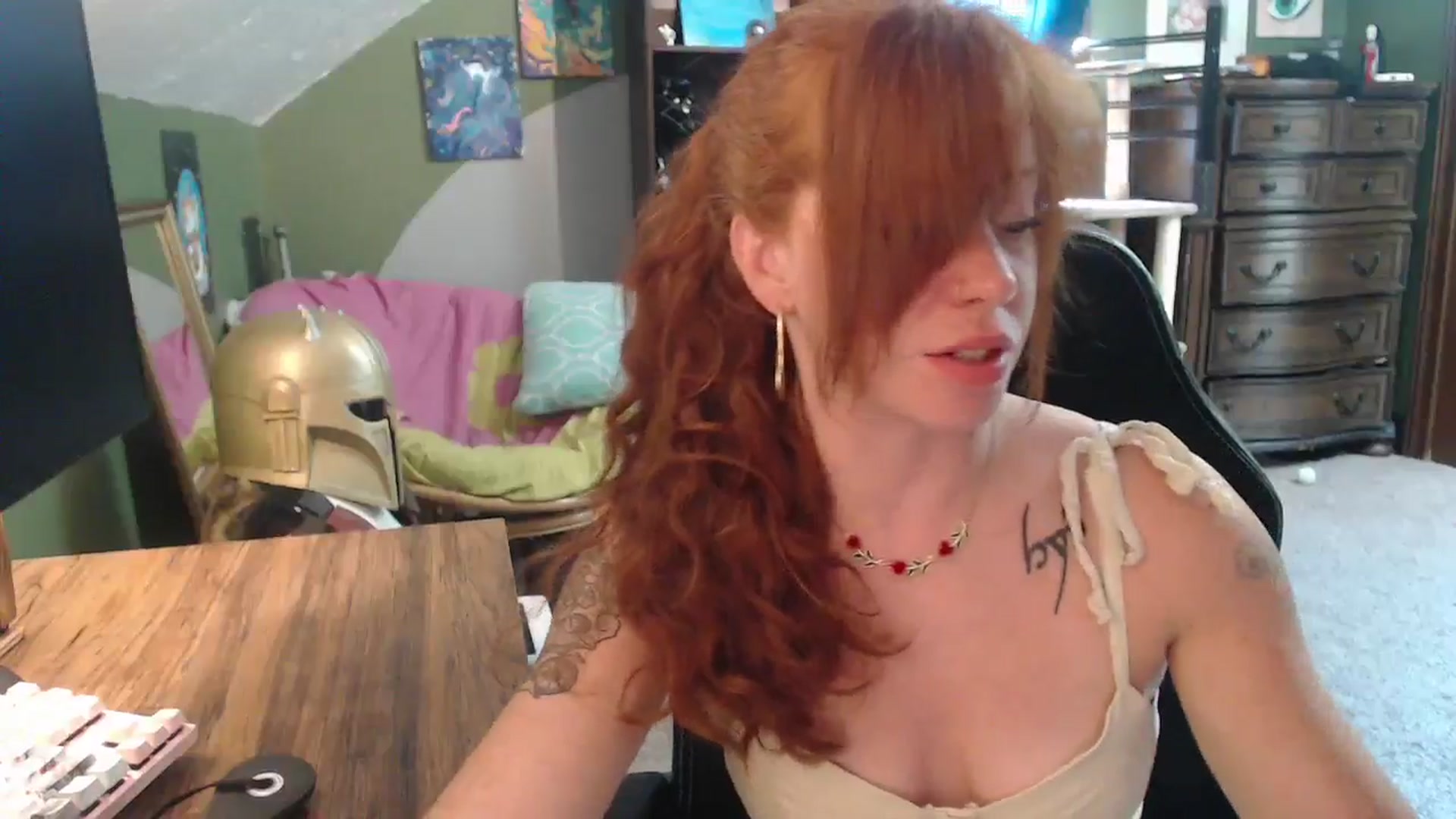 Gallery image thumbnail from AstraeaSiren's myfreecams stream on, 08/15/2025, 18:46 image 18 of 20