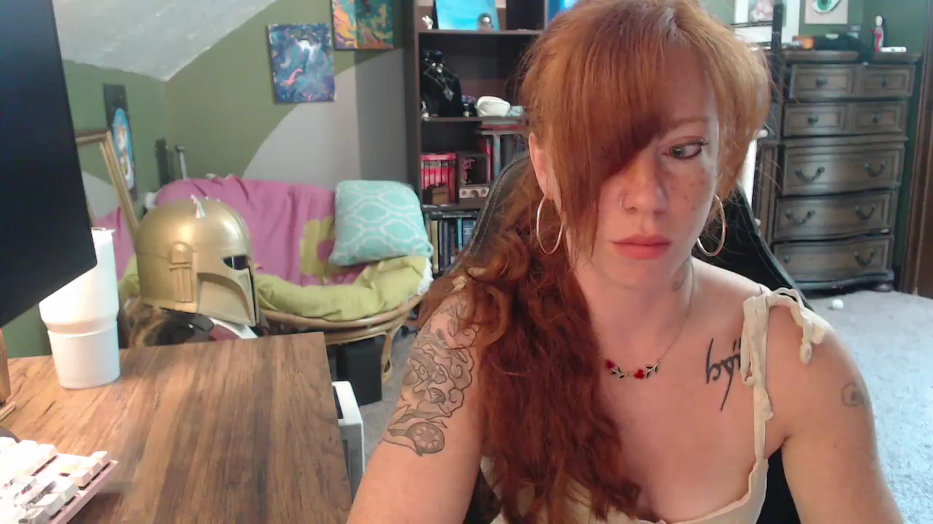 Gallery image thumbnail from AstraeaSiren's myfreecams stream on, 08/15/2025, 18:46 image 4 of 20
