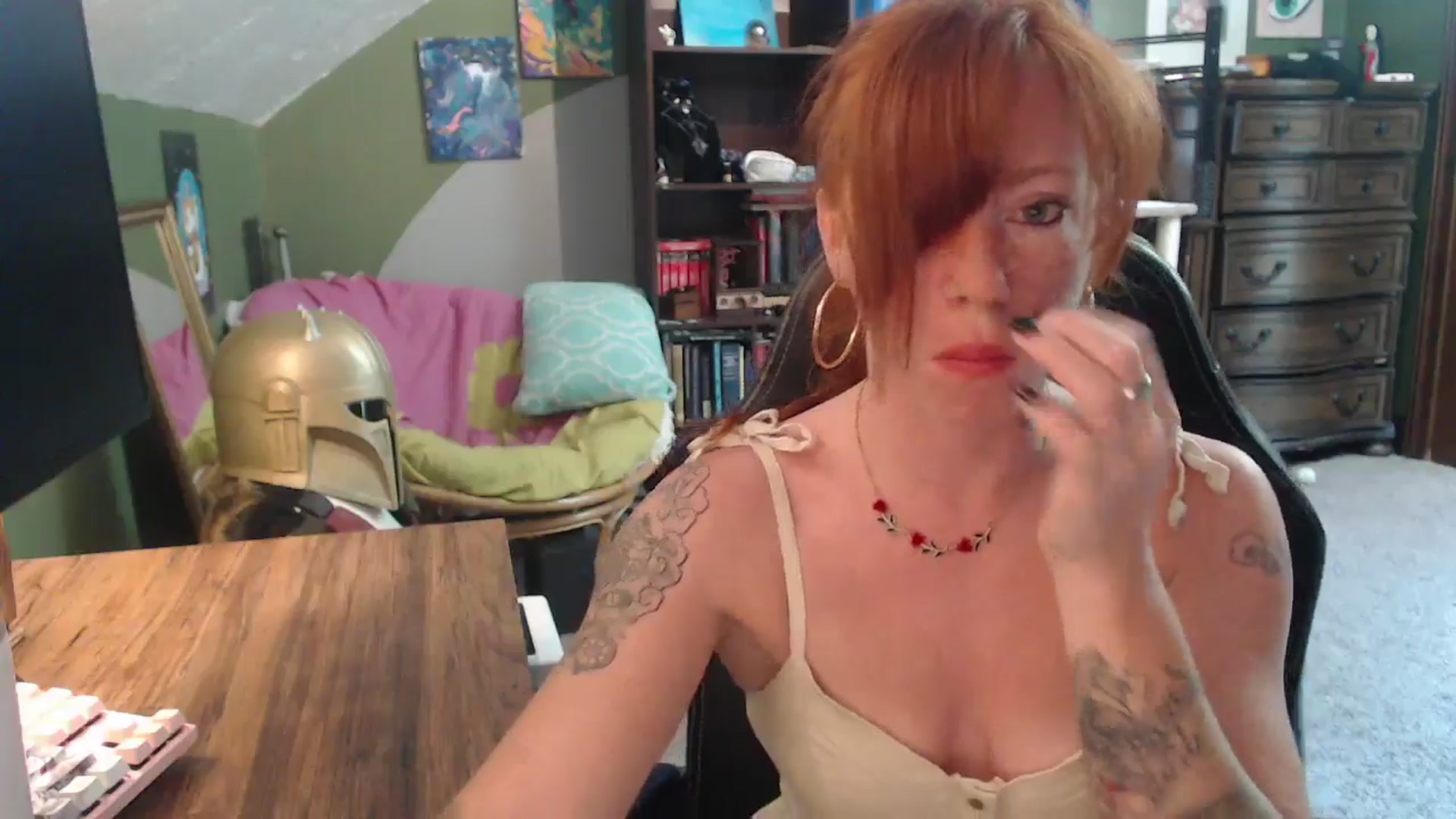 Gallery image thumbnail from AstraeaSiren's myfreecams stream on, 08/15/2025, 18:46 image 5 of 20