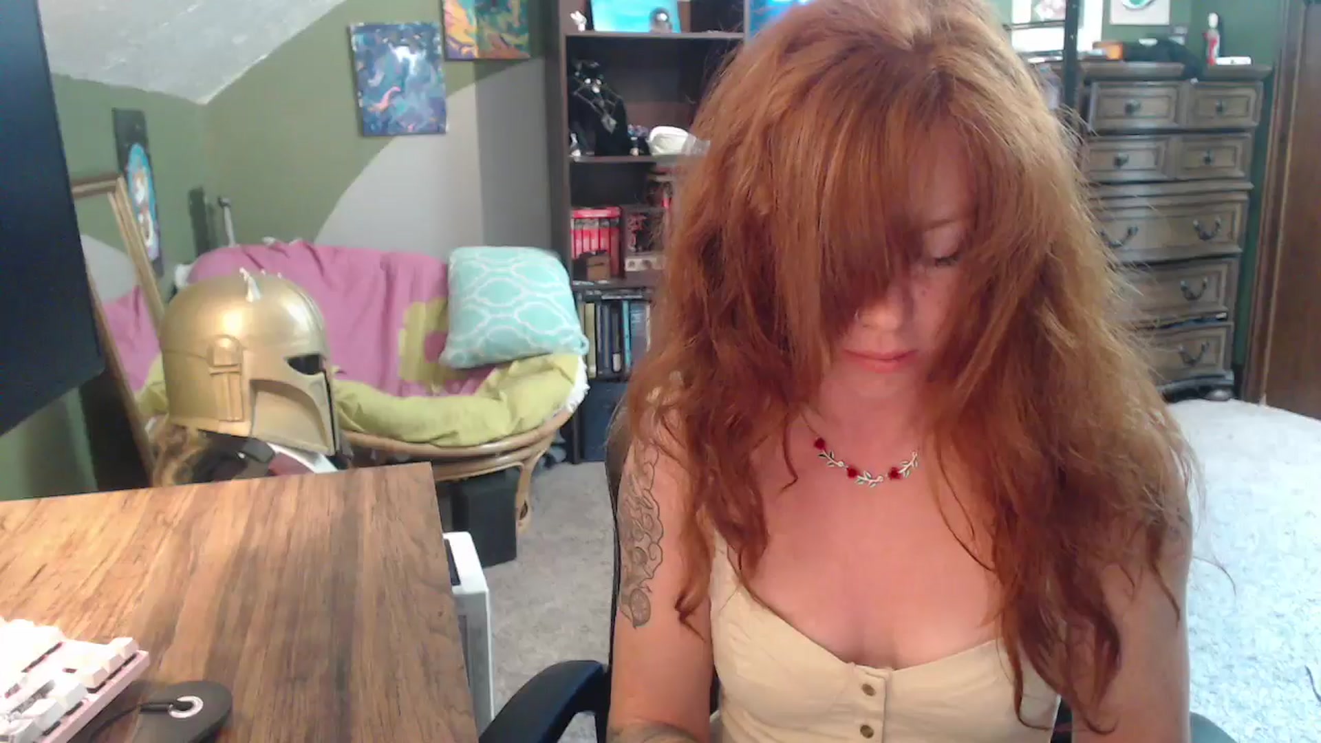 Gallery image thumbnail from AstraeaSiren's myfreecams stream on, 08/15/2025, 20:40 image 3 of 20