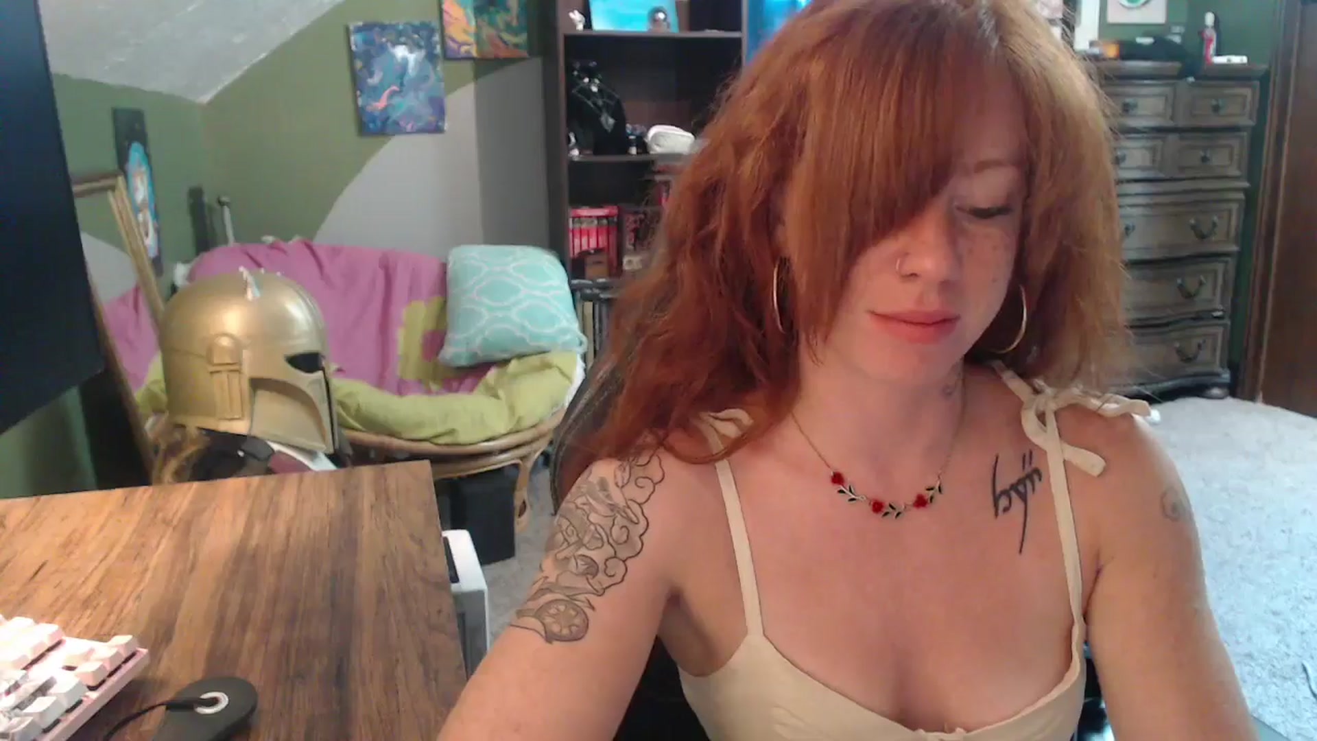 Gallery image thumbnail from AstraeaSiren's myfreecams stream on, 08/15/2025, 20:40 image 2 of 20