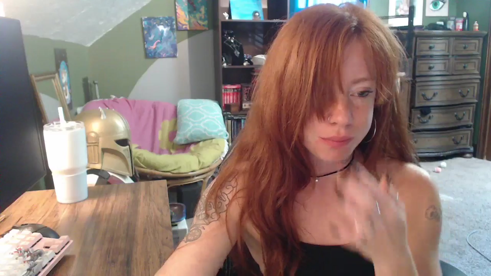 Gallery image thumbnail from AstraeaSiren's myfreecams stream on, 08/18/2025, 19:45 image 2 of 20